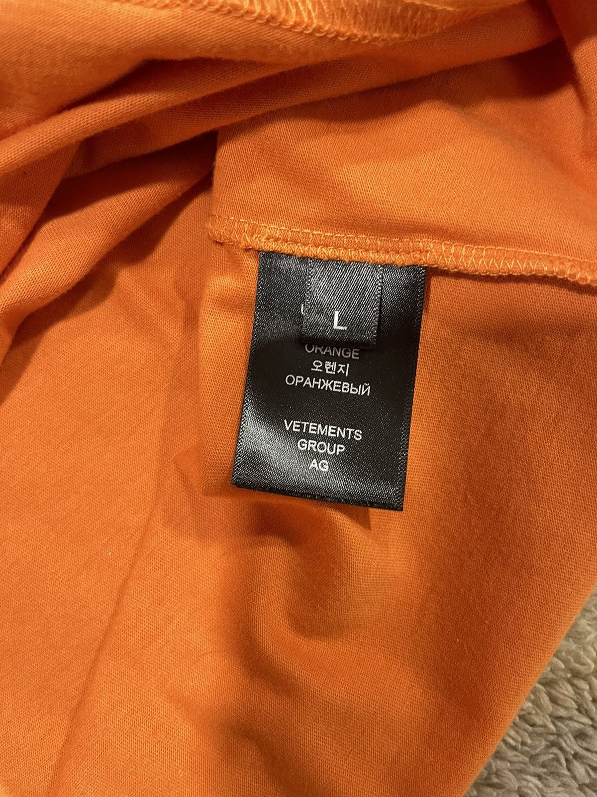 Vetements Vetements Hotter than your exBetter than your next T Shirt Size US L / EU 52-54 / 3 - 4 Thumbnail