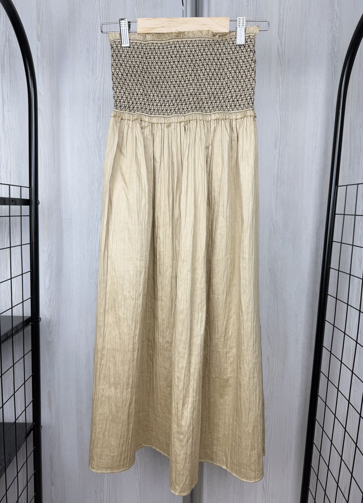 Toteme Toteme Safara Ruched Waist Smock mid length beige skirt Size 27" / US 4 / IT 40 - 2 Thumbnail