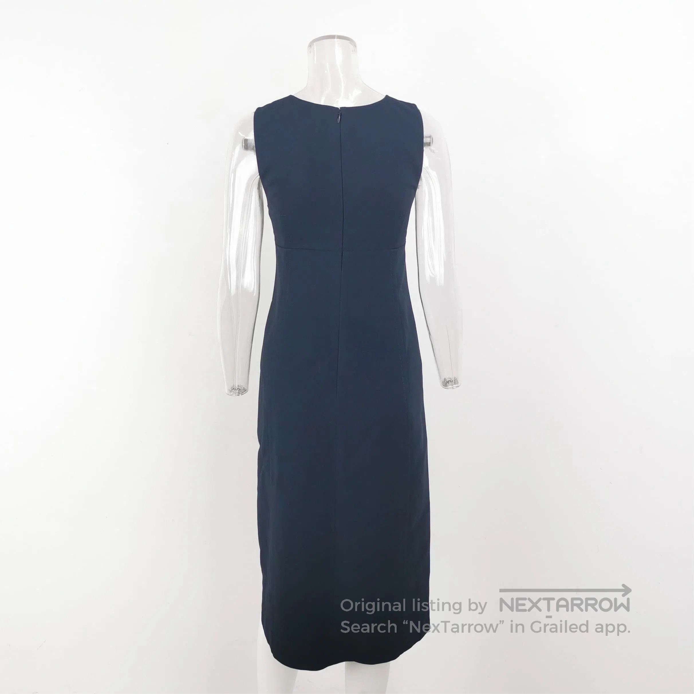 Prada Prada Sleeveless V. Size S / US 4 / IT 40 - 3 Thumbnail