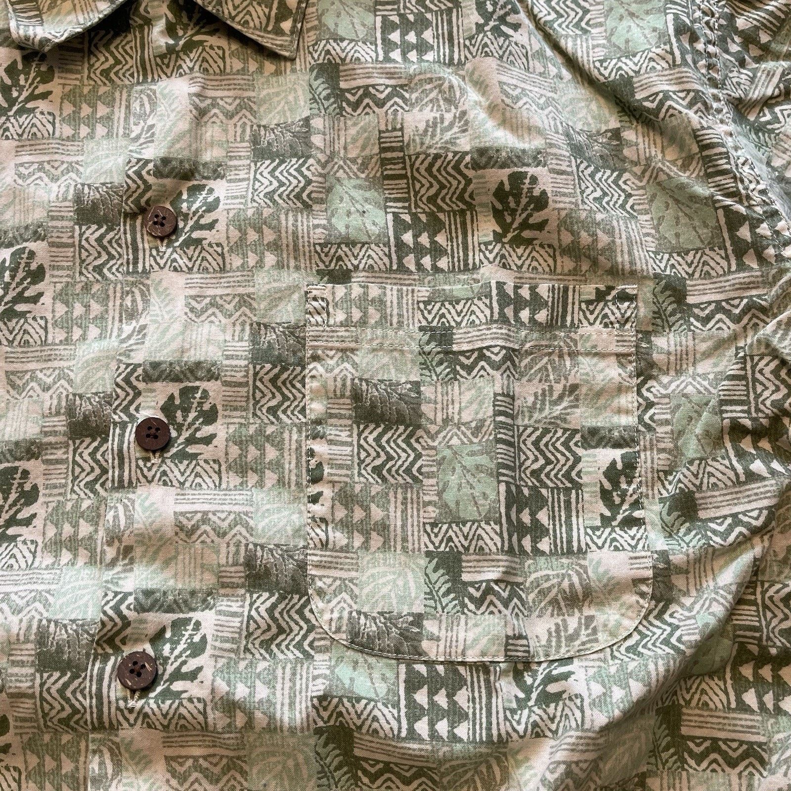 L.L. Bean LL Bean Button Down Shirt Fish Aztec #261082 Men’s XL S120 Size US XL / EU 56 / 4 - 4 Thumbnail