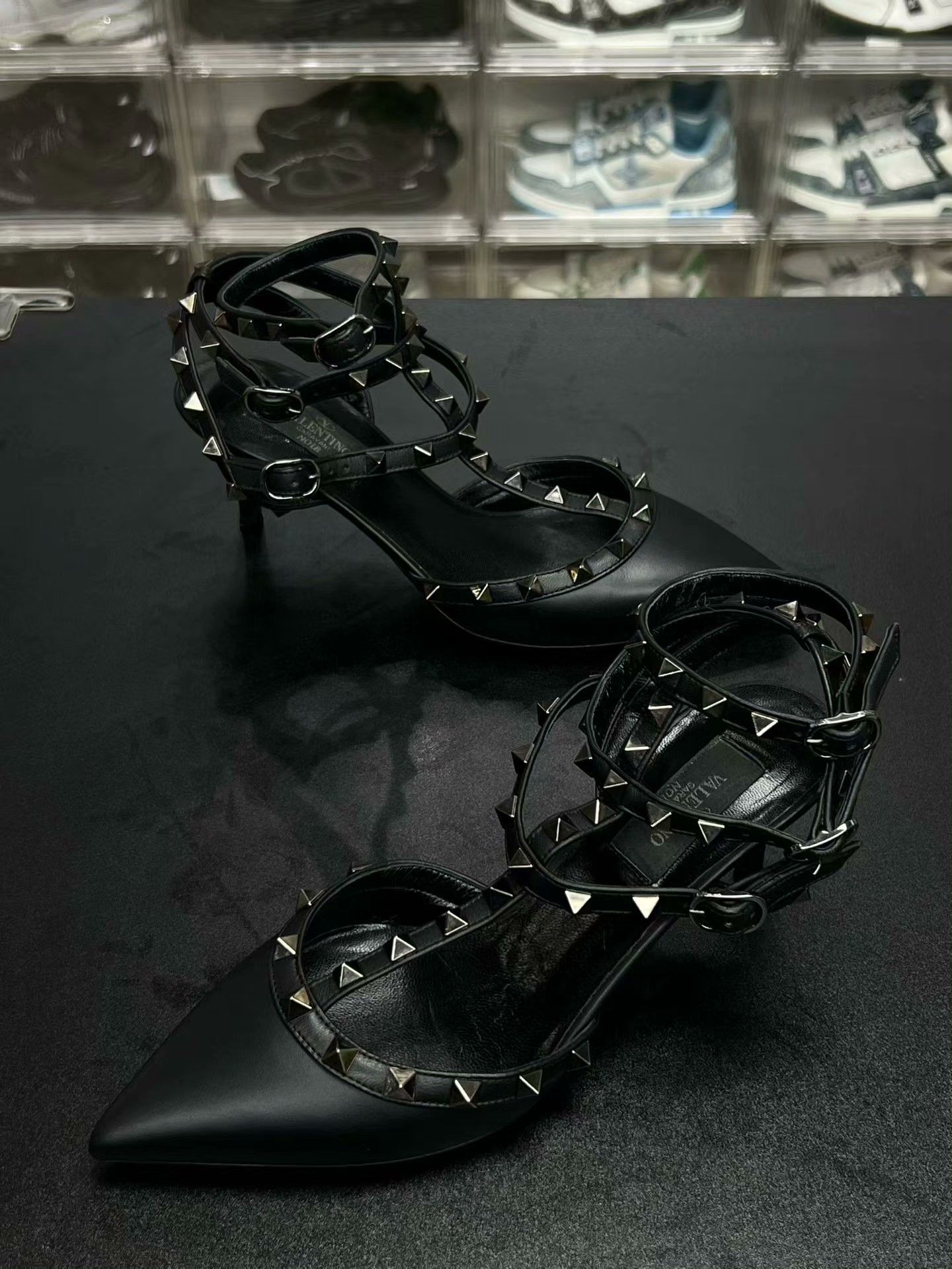 Valentino Valentino Black Lowtop Sneakers 37 Women Size US 6.5 / IT 36.5 - 1 Thumbnail