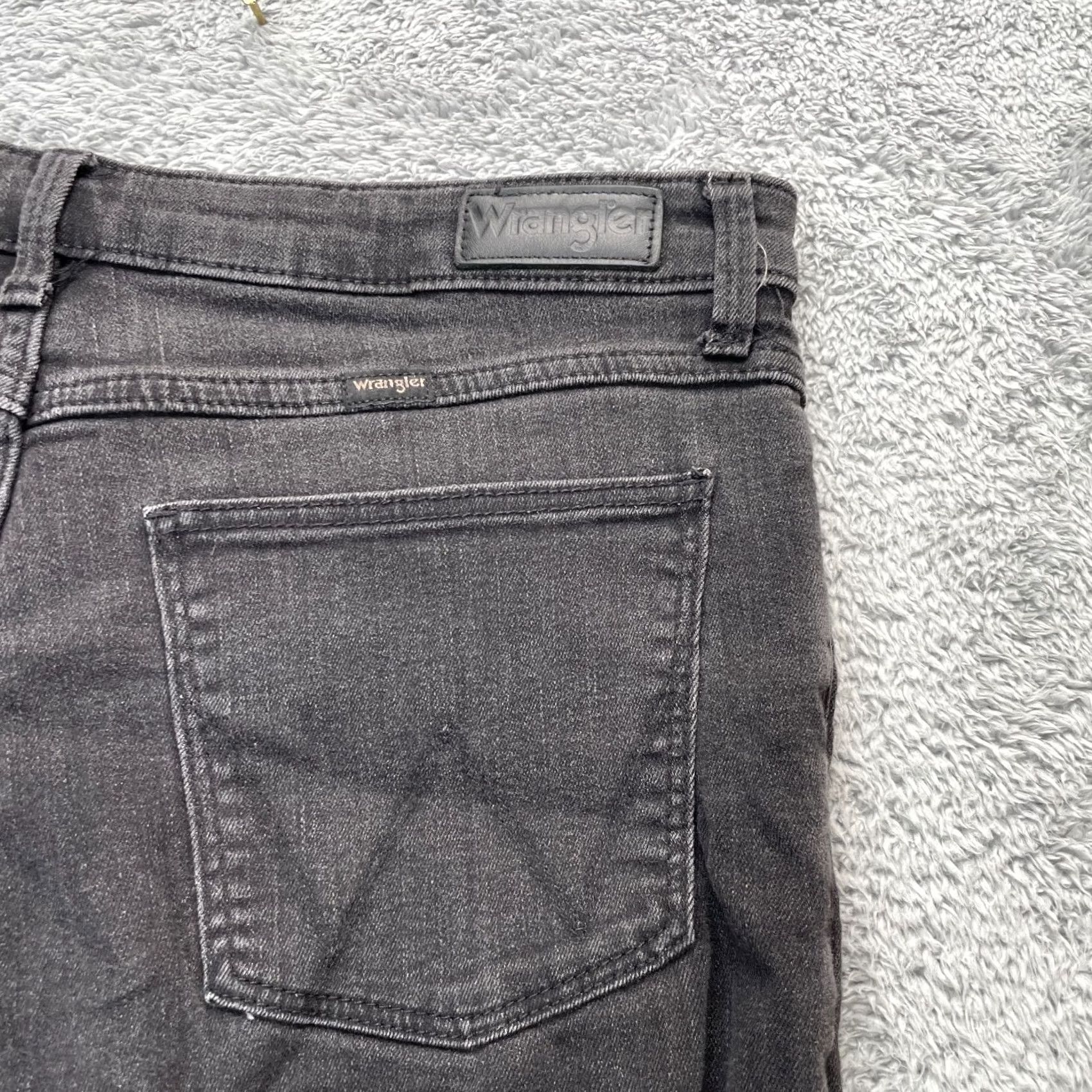 Wrangler VINTAGE Wrangler Jeans Womens 32x32 Black High Rise Bold Bootcut Denim Dark Wash Jeans Women Regular 5-Pocket Zipper Button Logo City Cowboy Thrift Size 24" / US 00 / IT 34 - 4 Thumbnail