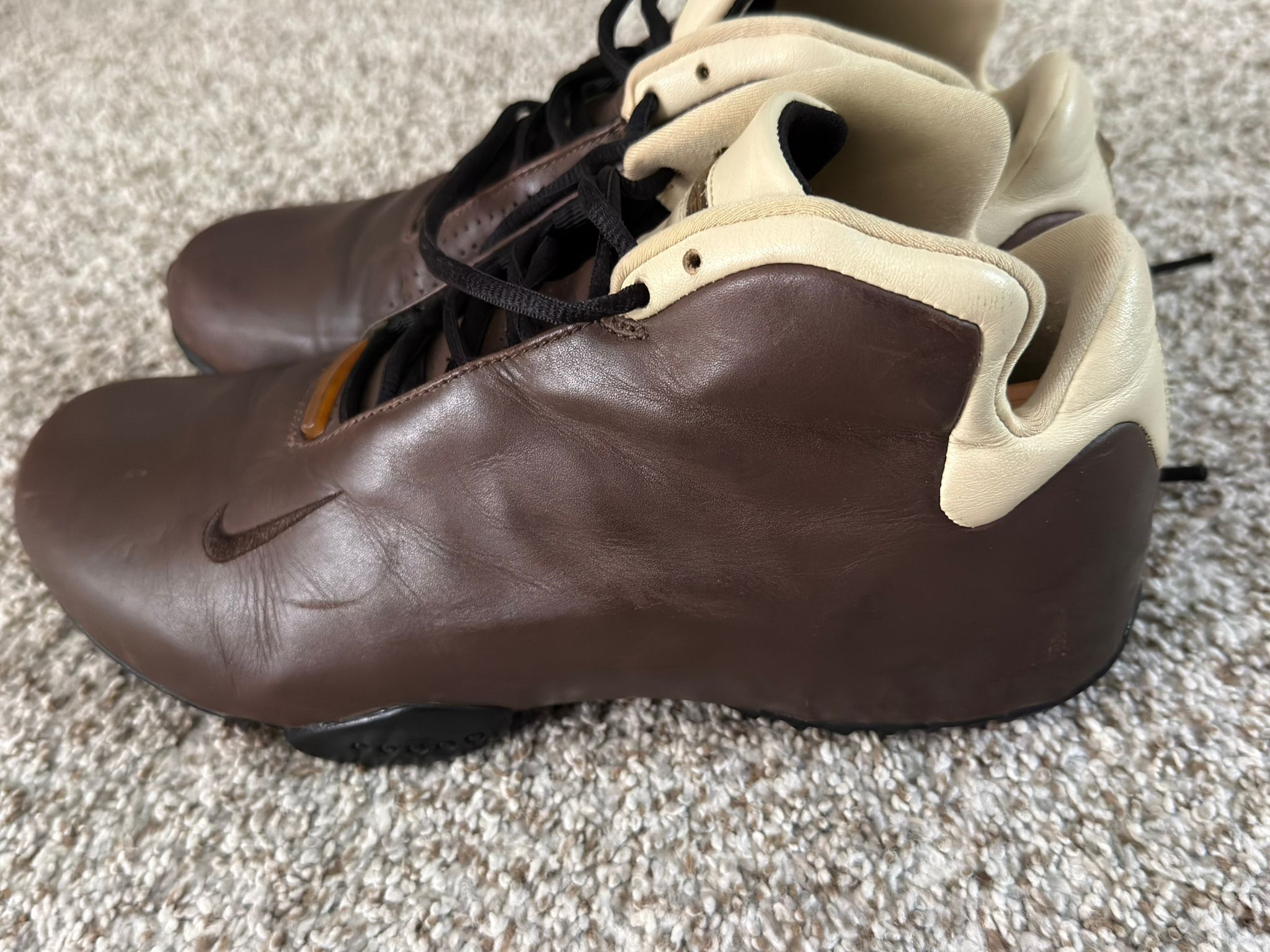 Nike Vintage Nike Air Hyper Flight Leather Brown Basketball Shoes Size US 10.5 / EU 43-44 - 6 Thumbnail