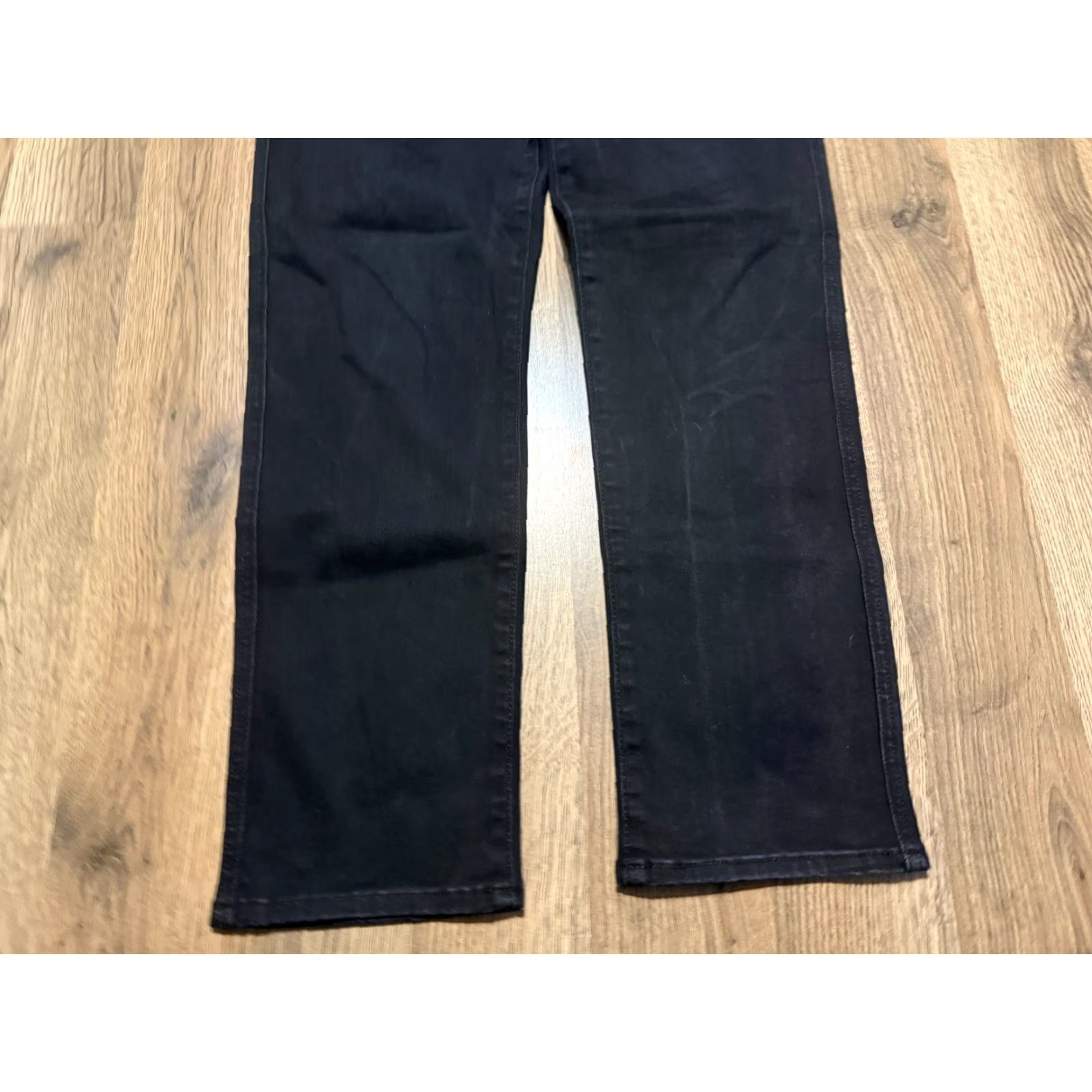 7 For All Mankind **Women's 7 For All Mankind Black Denim High Waisted Straight Crop Jean** User: Women's 7 For All Mankind Black Denim High Waisted Straight Crop Jean Size 26" / US 2 / IT 38 - 3 Thumbnail