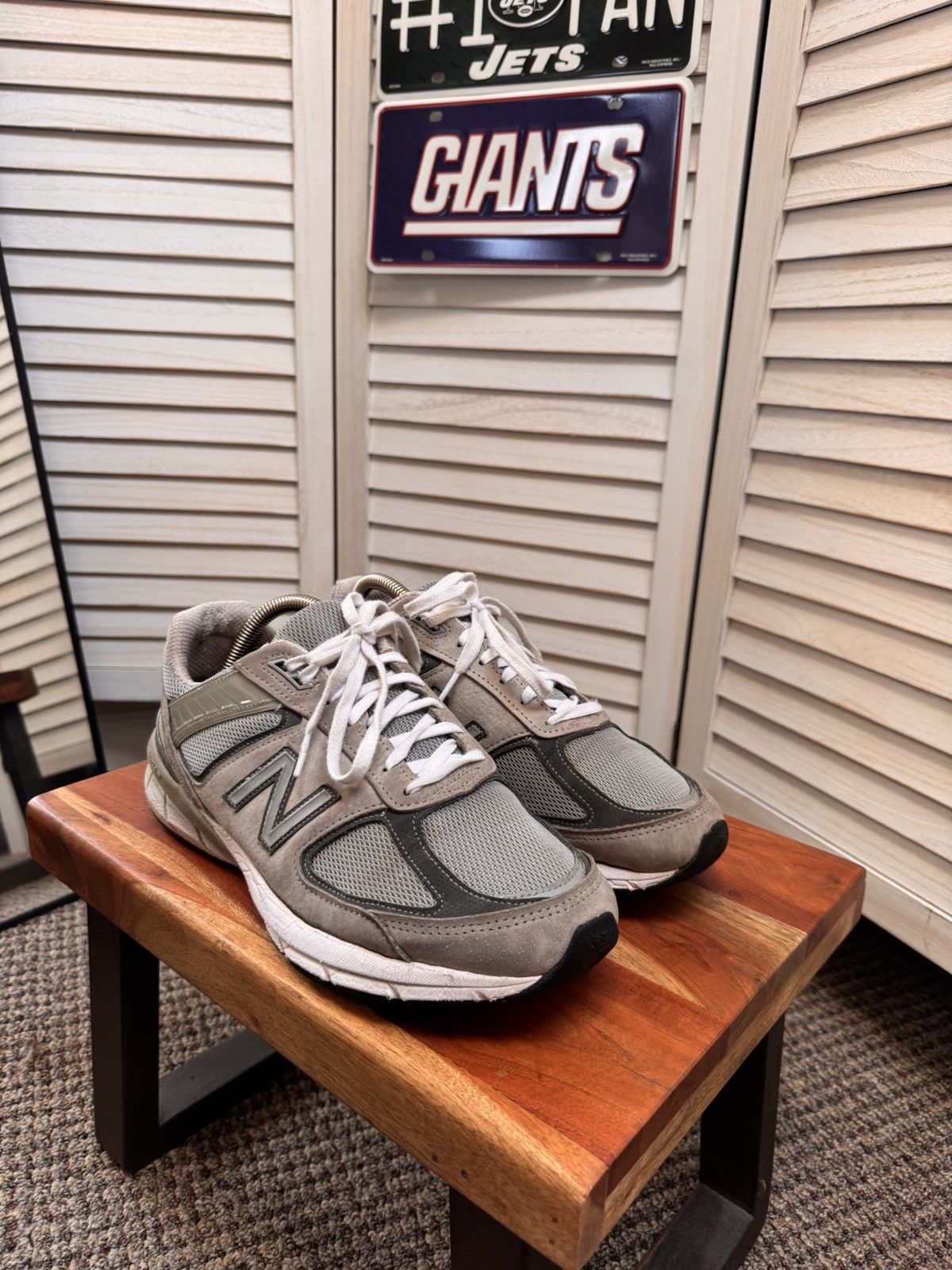 New Balance Men’s Casual Shoes Sneakers New Balance 990 v5 Size US 9 / EU 42 - 4 Thumbnail