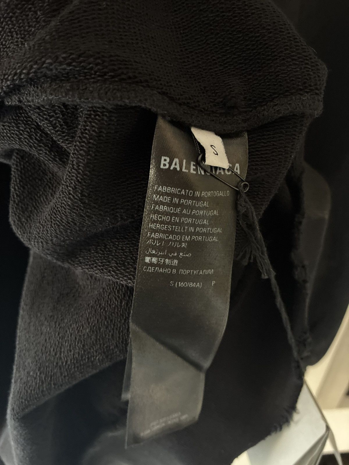 Balenciaga Balenciaga Gaffer Distressed Oversize Hooded Sweater Size US S / EU 44-46 / 1 - 6 Thumbnail