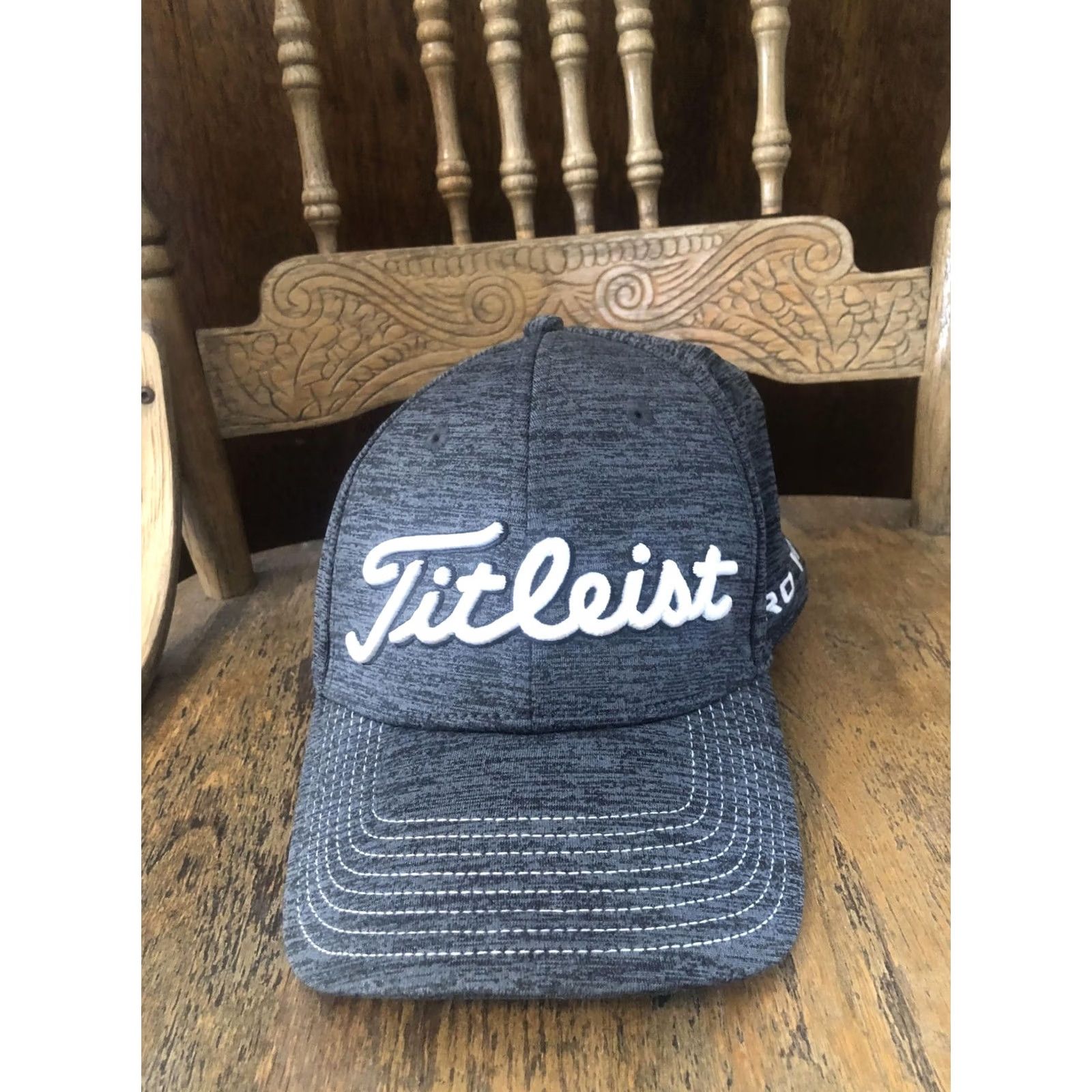 Titleist Titleist Hat Cap Fitted Mens S/M Gray Pro V1 FJ Stretch Performance Golf Hat Cap Mens S/M Gray Titleist FJ Pro V1 Embroidered Cap Size ONE SIZE - 6 Thumbnail