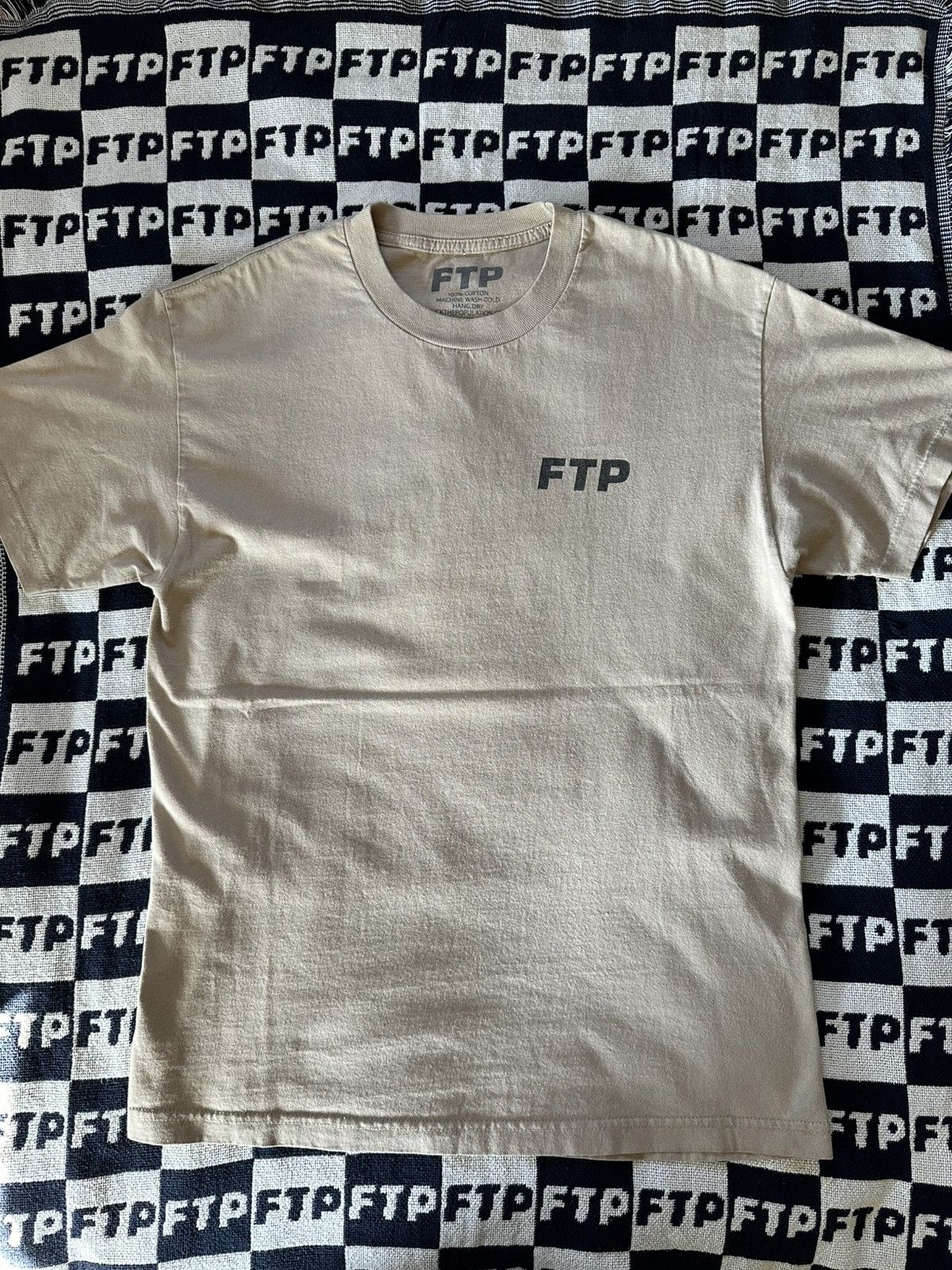 Fuck The Population FTP SAND LOGO TEE Size US L / EU 52-54 / 3 - 1 Thumbnail