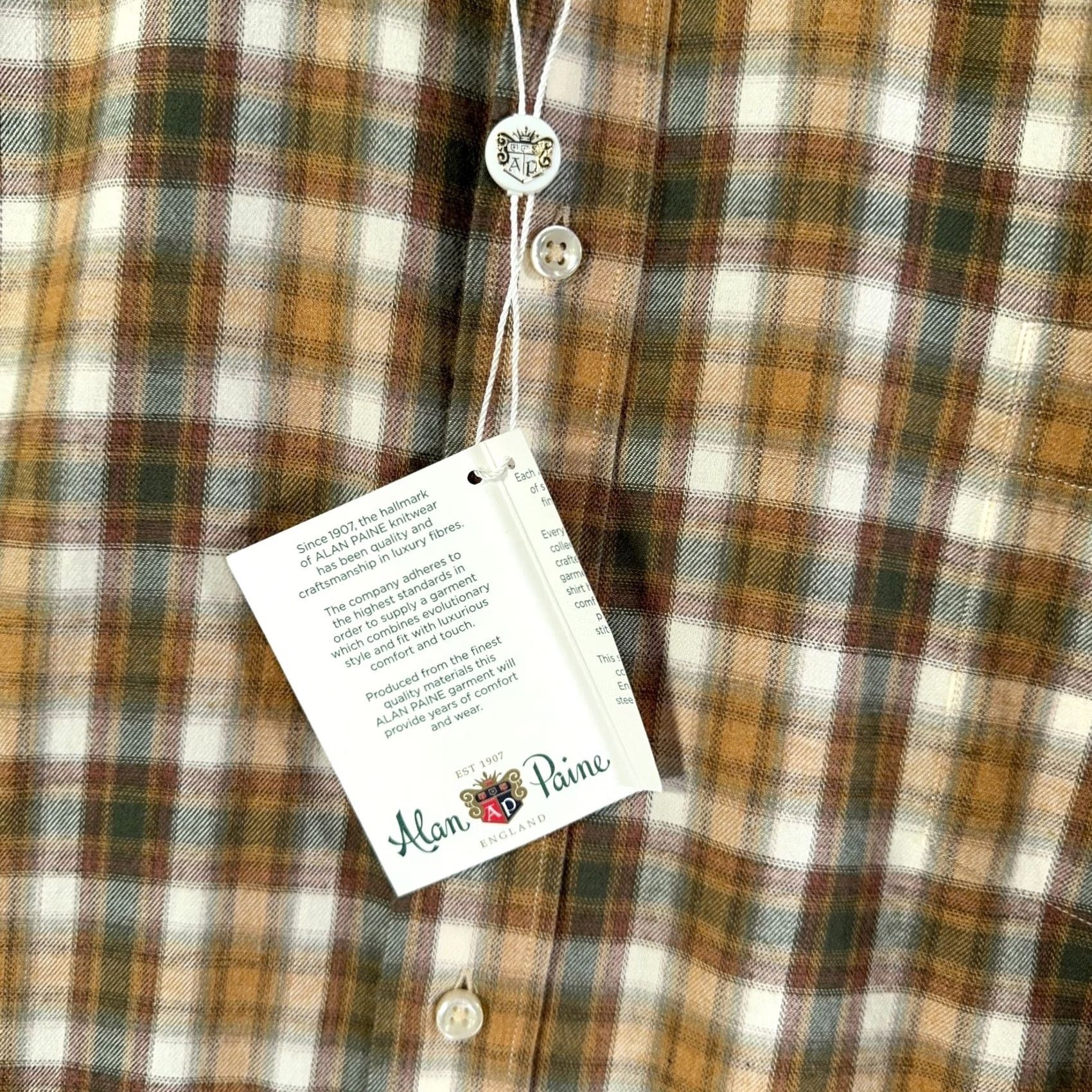 Vintage Alan Paine Flannel Shirt Mens 2XL Brown Plaid Long Sleeve Button-Up Cotton Shirt Size US XXL / EU 58 / 5 - 6 Thumbnail