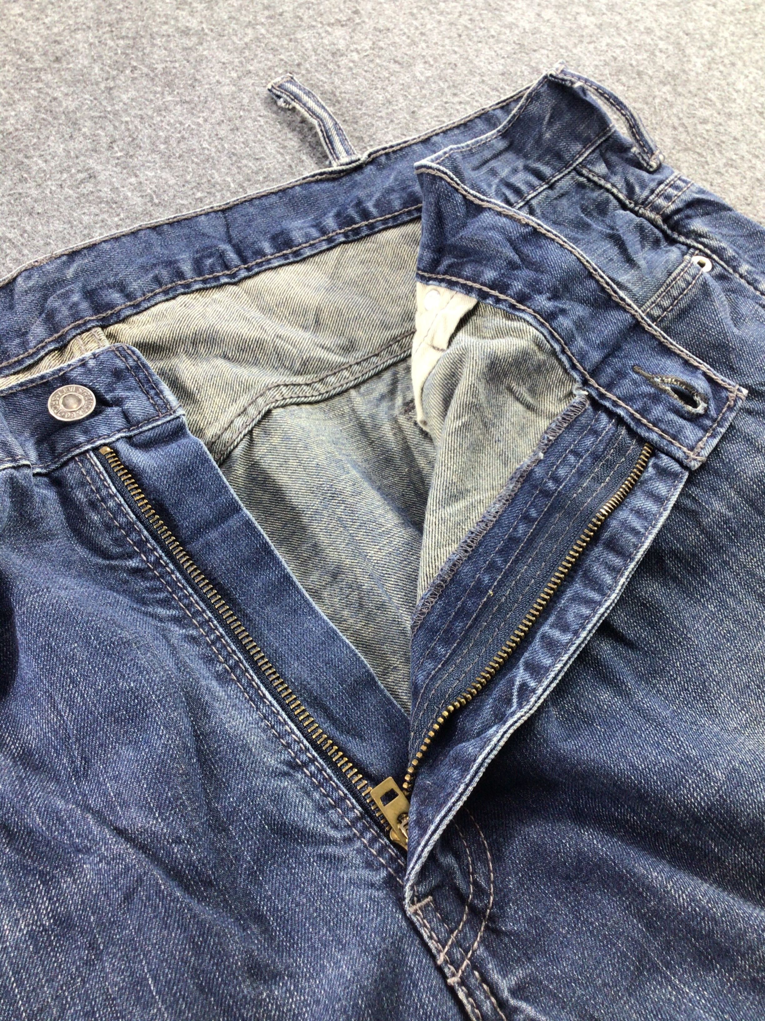 Levi's Vintage Levis 569 Jeans-J722 Size US 43 - 9 Thumbnail