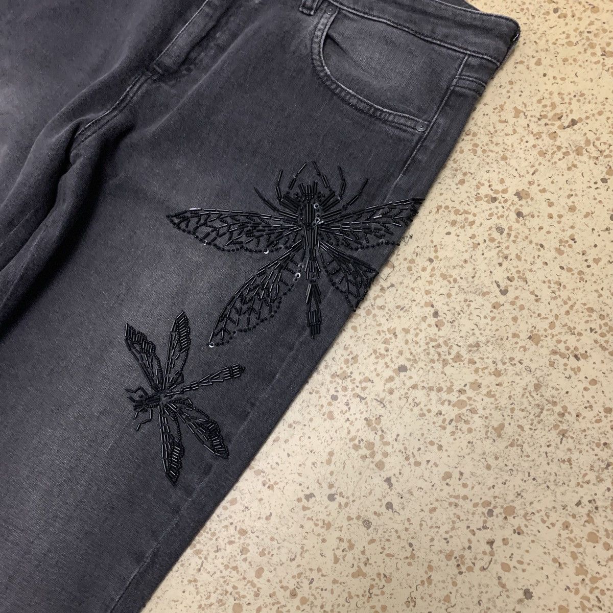 Escada Escada Very Rare Dragonfly Grey Washed Jeans NEW Size 25" / US 0 / IT 36 - 7 Thumbnail
