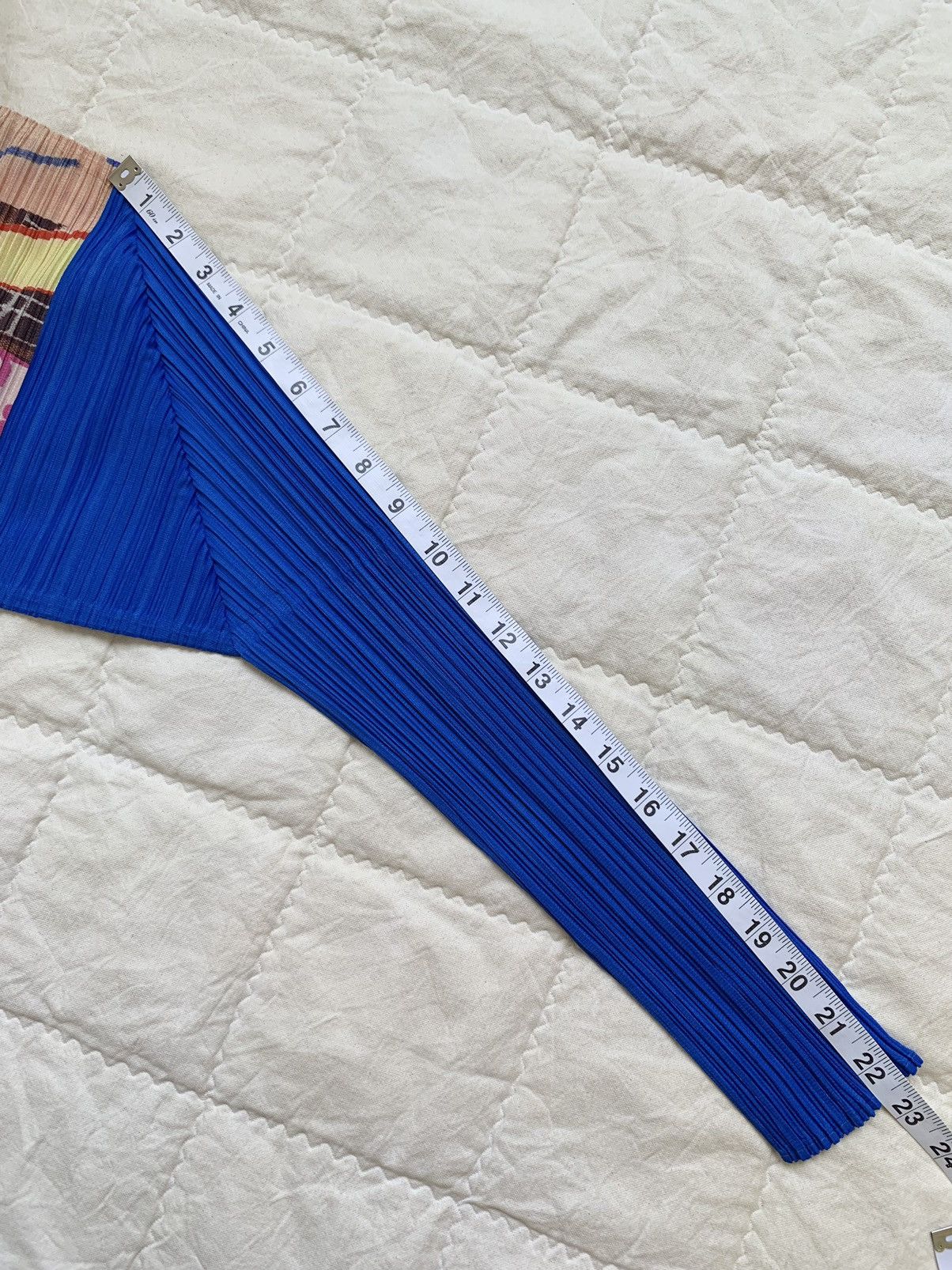 Pleats Please Issey Miyake Pleats Please Issey Miyake x Lamia Ziade Crop Top Size L / US 10 / IT 46 - 18 Thumbnail