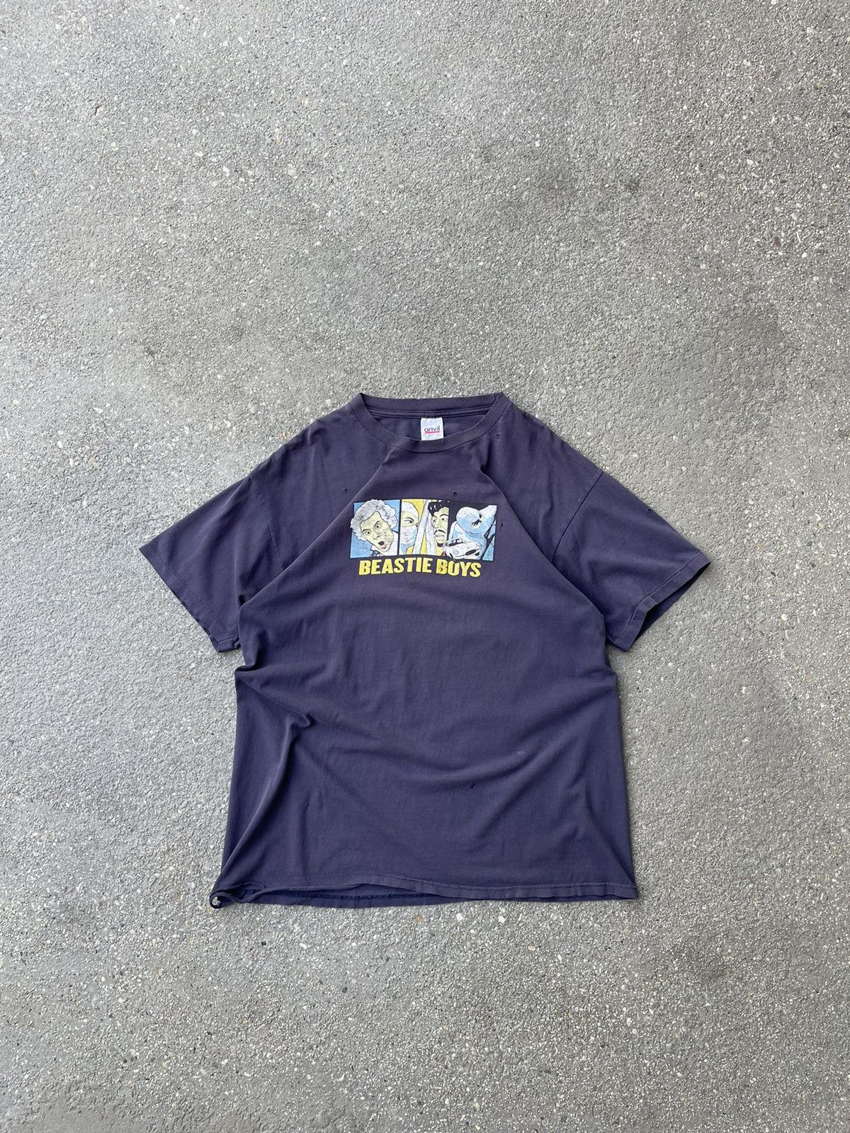 Anvil × Band Tees × Rap Tees Vintage Faded and Distressed Beastie Boys Rap tee Size US XL / EU 56 / 4 - 1 Thumbnail