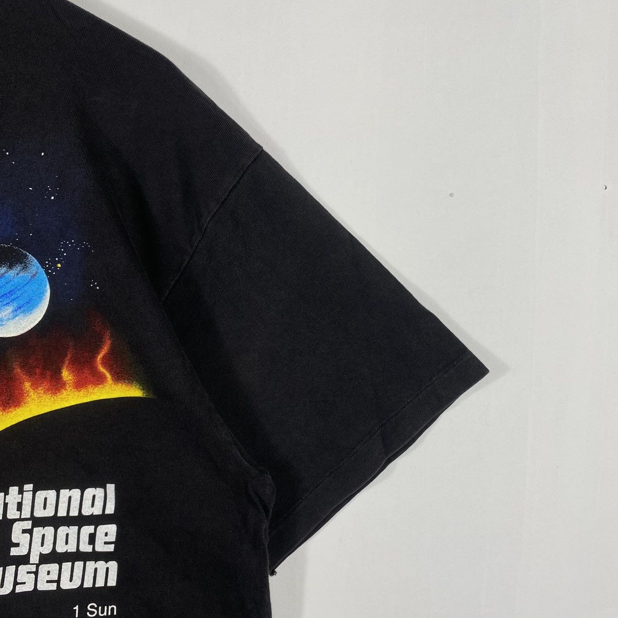 Vintage Vintage 90's SMITHSONIAN INSTITUTION National Tee Shirt Size US L / EU 52-54 / 3 - 5 Thumbnail