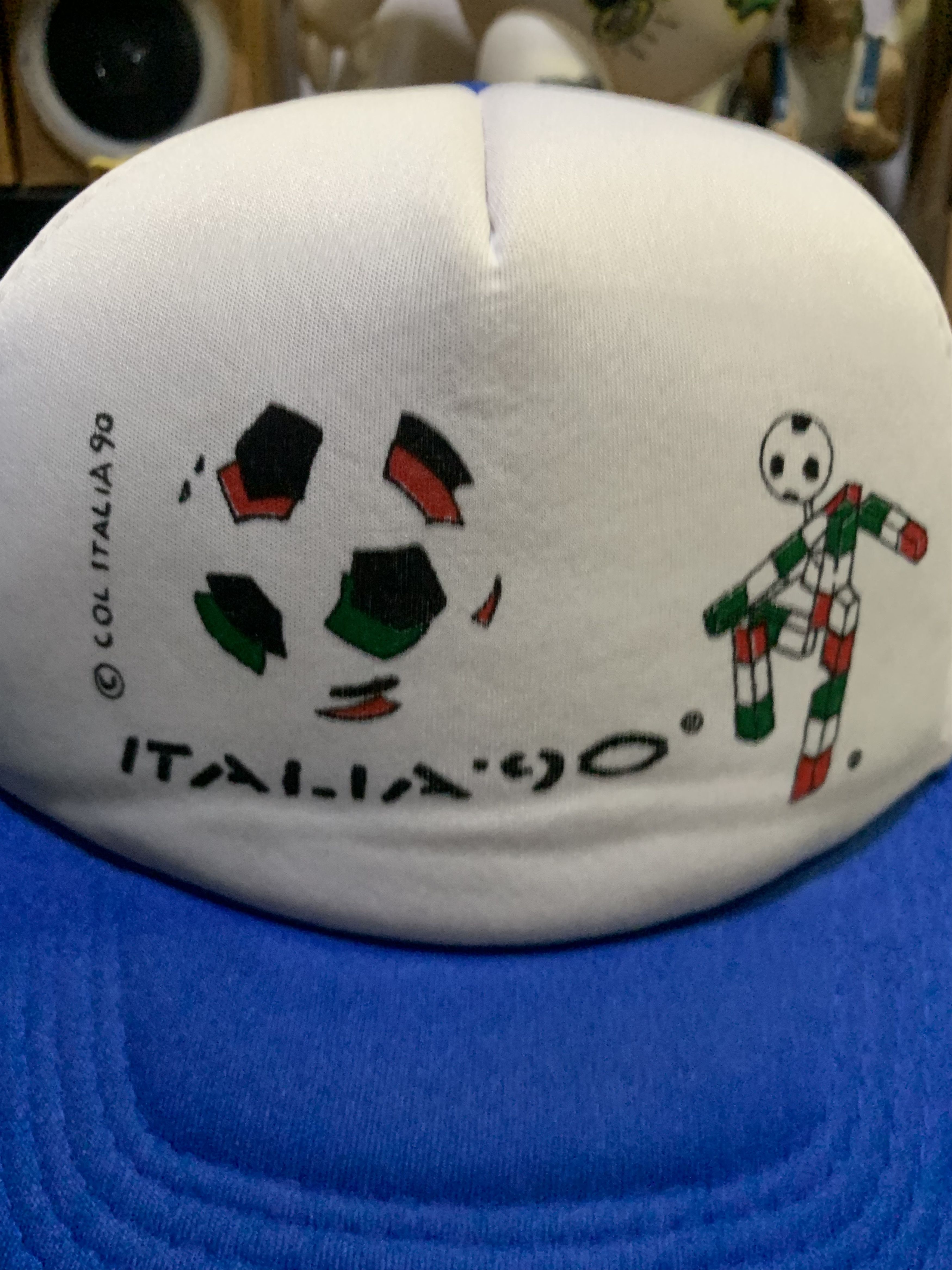 Vintage Vintage WORLD CUP ITALIA 90 “Logo” ©️COL Italia 1990 Trucker Size ONE SIZE - 2 Thumbnail