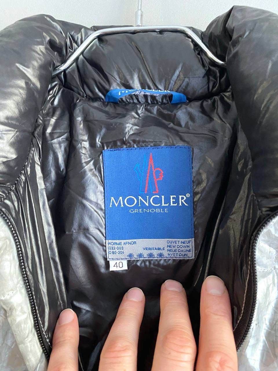Moncler Vintage Moncler Grenoble Womens Metallic Puffer Jacket Sz 40 Size S / US 4 / IT 40 - 11 Thumbnail