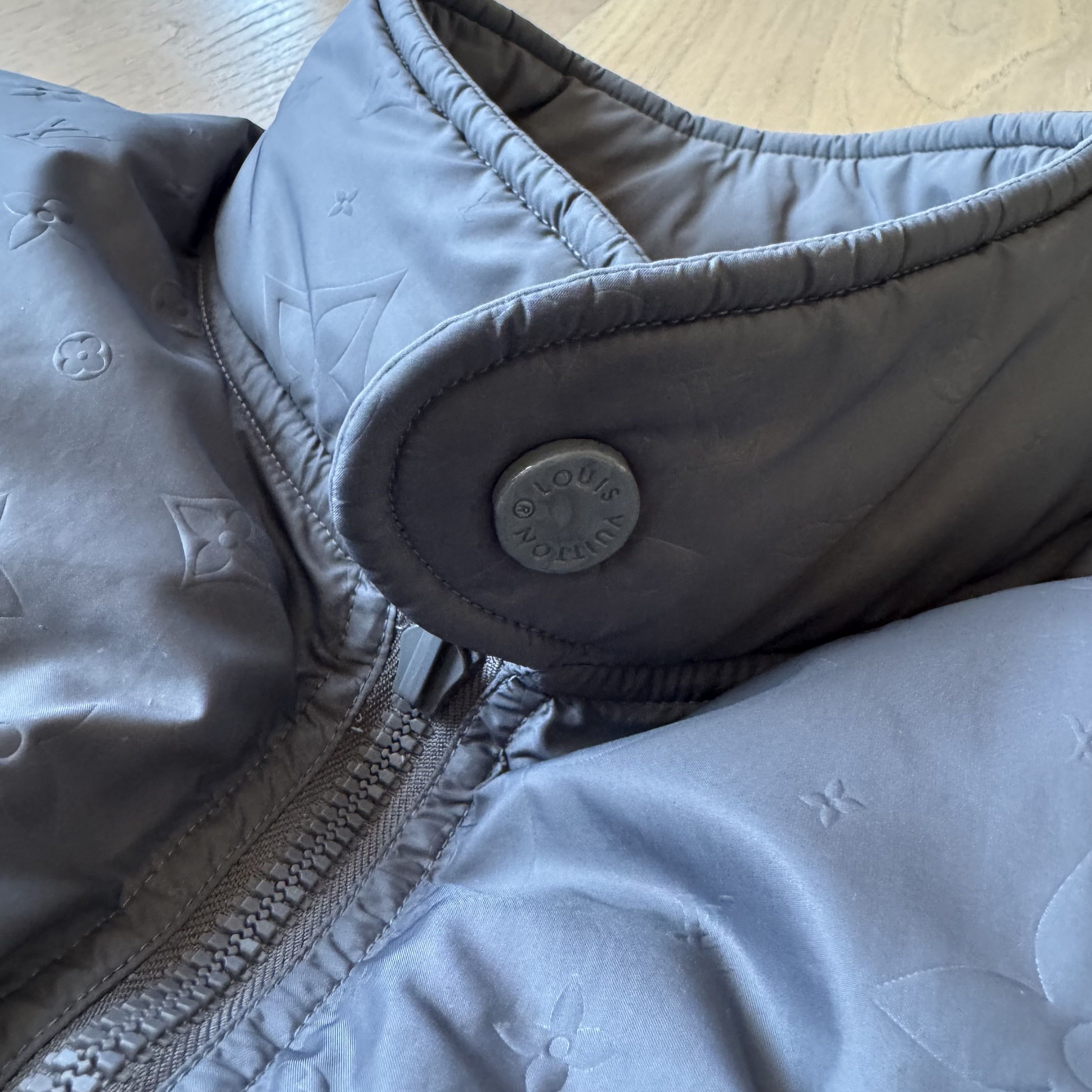 Louis Vuitton Louis Vuitton - Reversible Monogram Down Jacket - Grey Size US XL / EU 56 / 4 - 3 Thumbnail