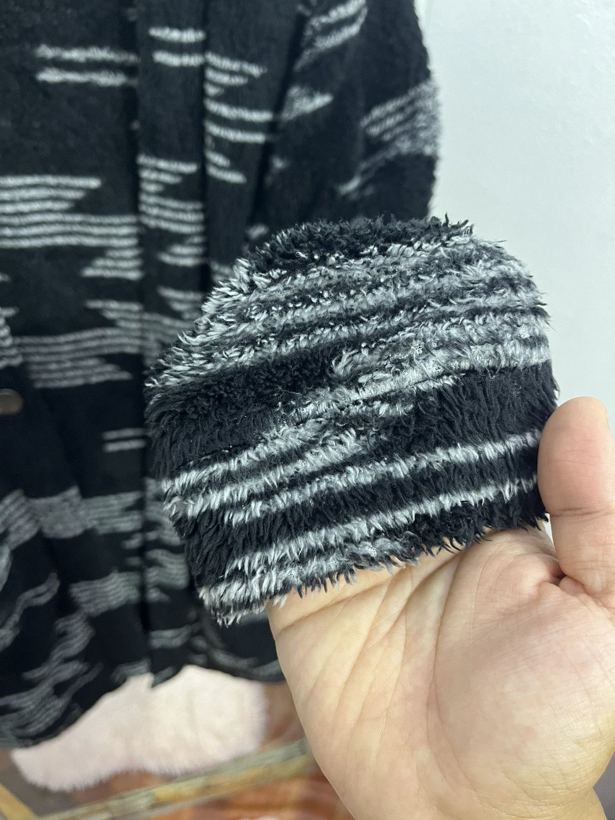 Japanese Brand MCD Mohair Style Fuzzy Cardigan Surf Streetwear Size US M / EU 48-50 / 2 - 6 Thumbnail
