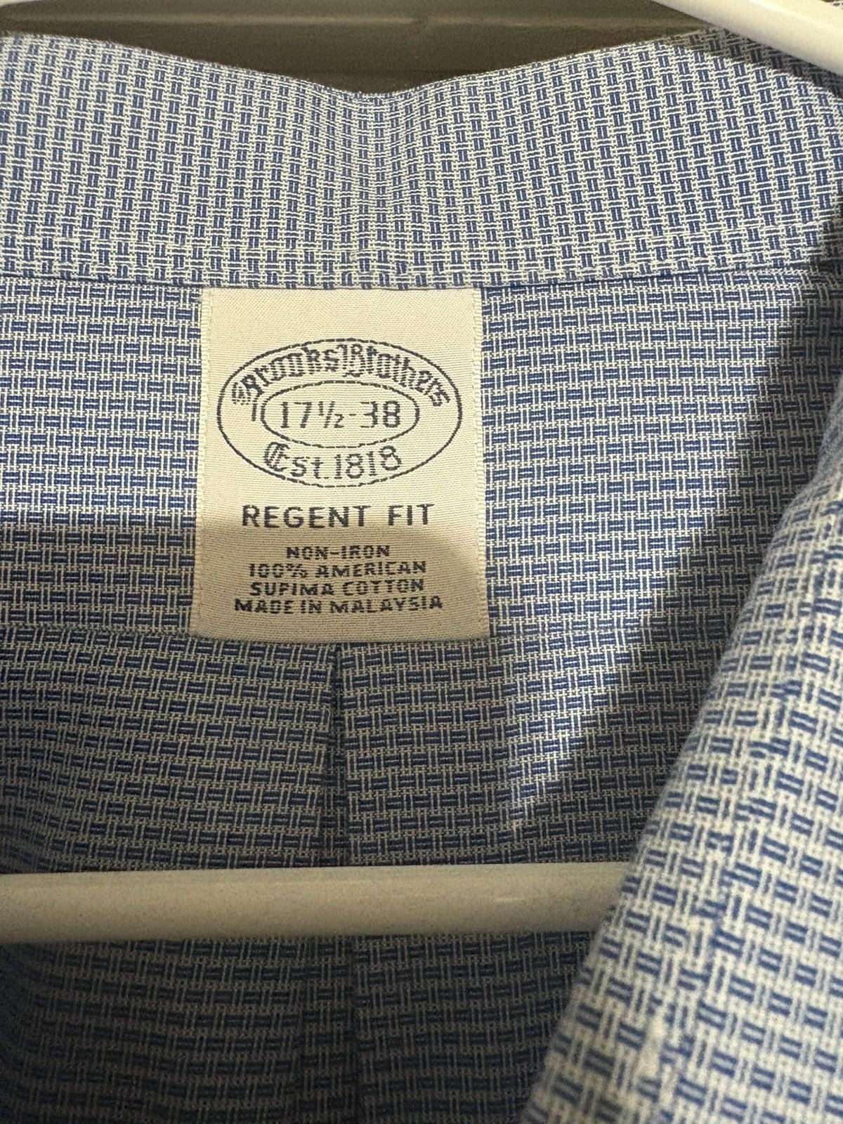 Brooks Brothers Brooks Brothers blue button up dress shirt 17 1/2 38” Size US XL / EU 56 / 4 - 2 Thumbnail