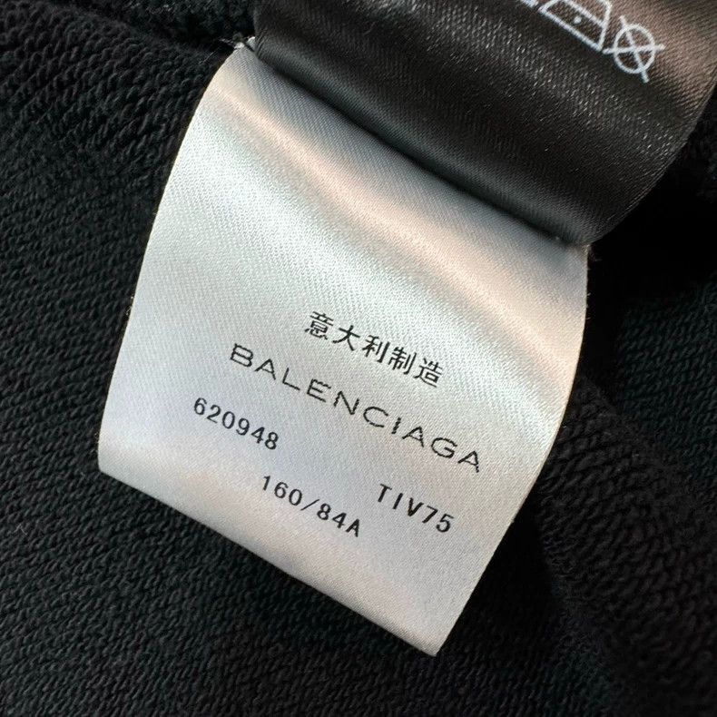 Balenciaga Balenciaga Letter logo printed wide version black zipper h Size US S / EU 44-46 / 1 - 9 Thumbnail