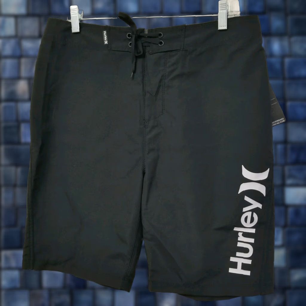 Hurley Hurley Men’s One and Only 2.0 Boardshorts 21" Black Size 30 Board Shorts Mens 30 Black Size US 30 / EU 46 - 1 Thumbnail