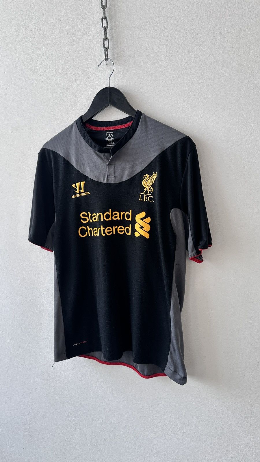 Other Liverpool FC 2012-13 Away Football Shirt Jersey Warrior LFC Size US L / EU 52-54 / 3 - 3 Thumbnail