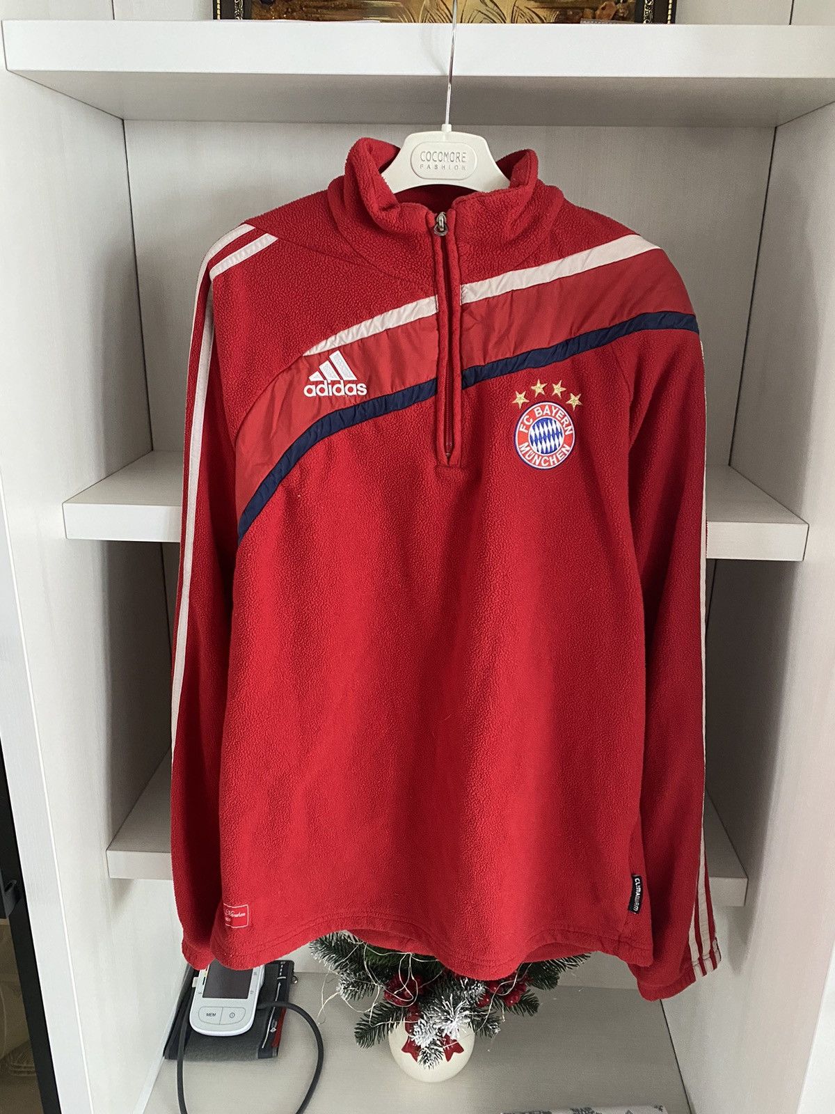 Adidas Vintage Adidas Bayern Munich Fleece Sweatshirt Football Y2K Size US L / EU 52-54 / 3 - 1 Thumbnail