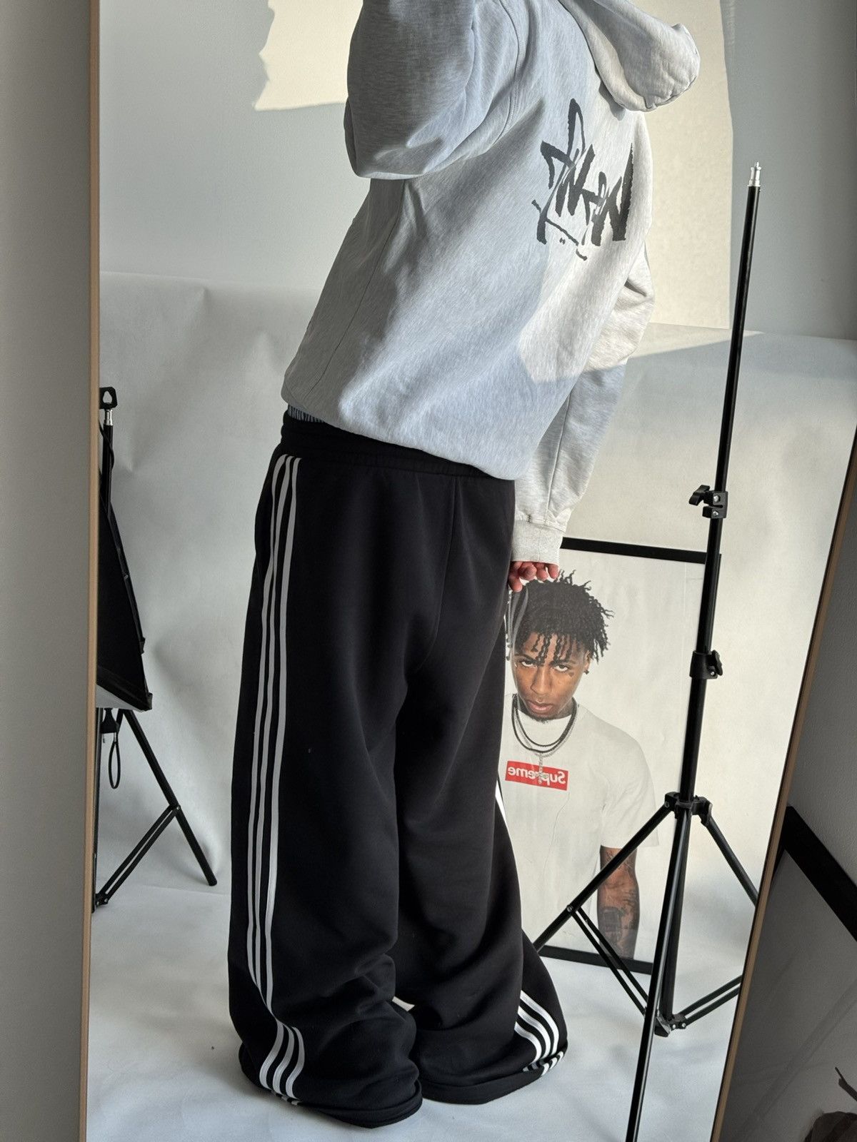 Stussy STUSSY Zip Up Reverse LOGO OVERSIZE Zip Up Gray HOODIE Size US XL / EU 56 / 4 - 2 Thumbnail