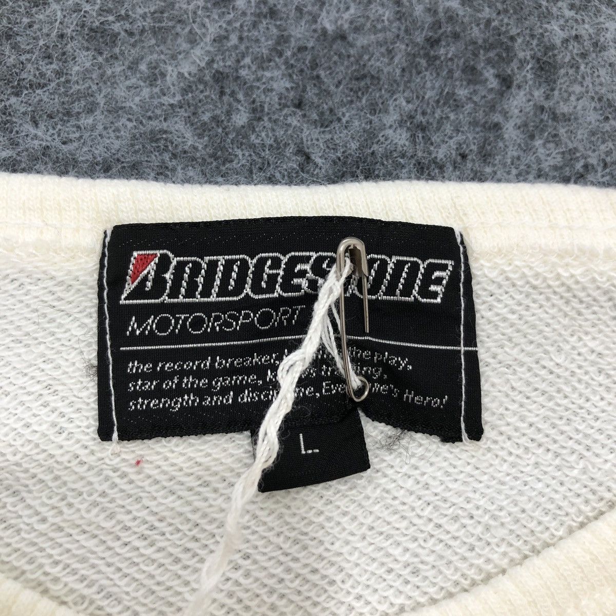 Vintage Vintage Bridgestone Motorsport Sweatshirt Size US L / EU 52-54 / 3 - 7 Thumbnail