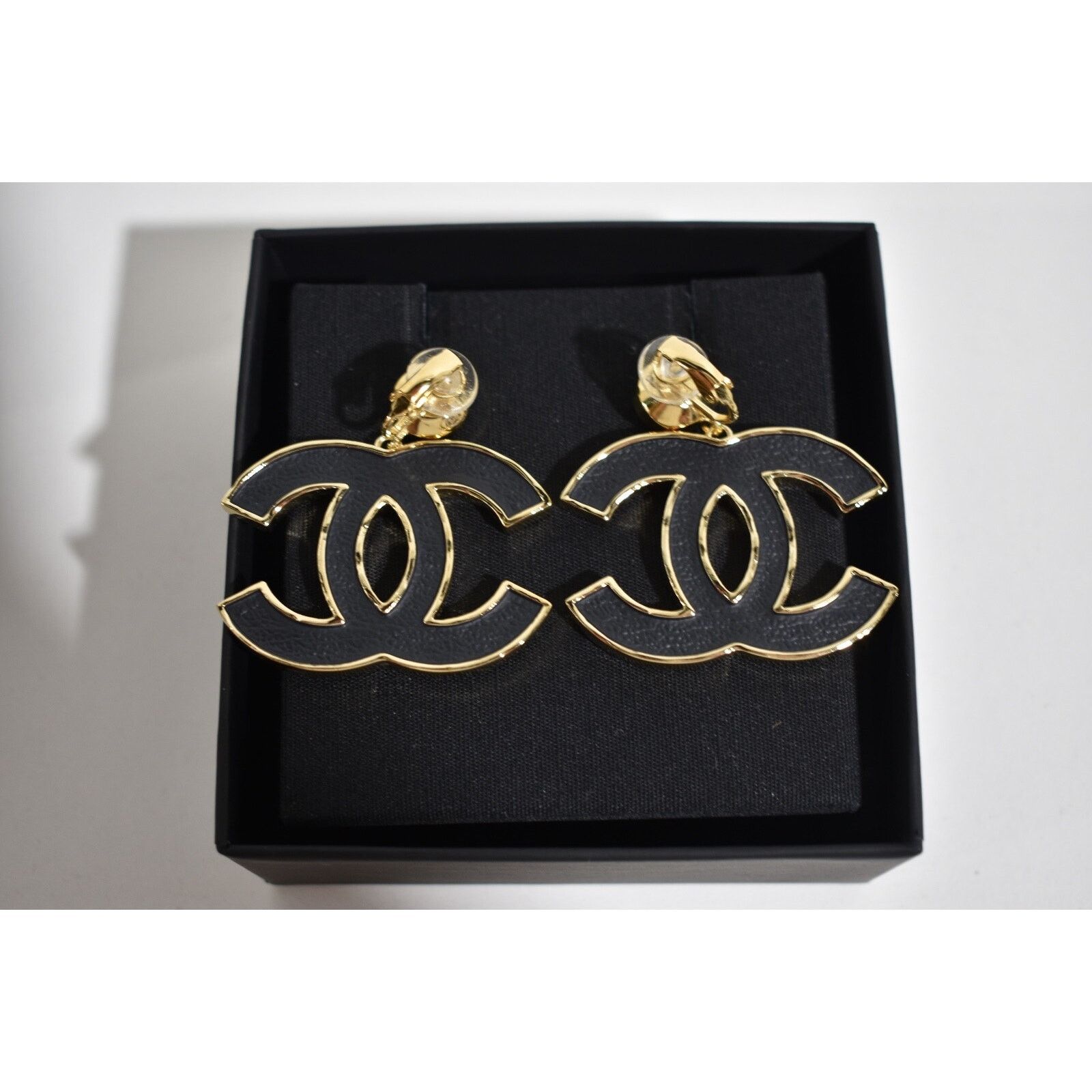 Chanel Chanel Gold Crystal Clip On Dangle Drop Statement Earrings Size ONE SIZE - 11 Thumbnail