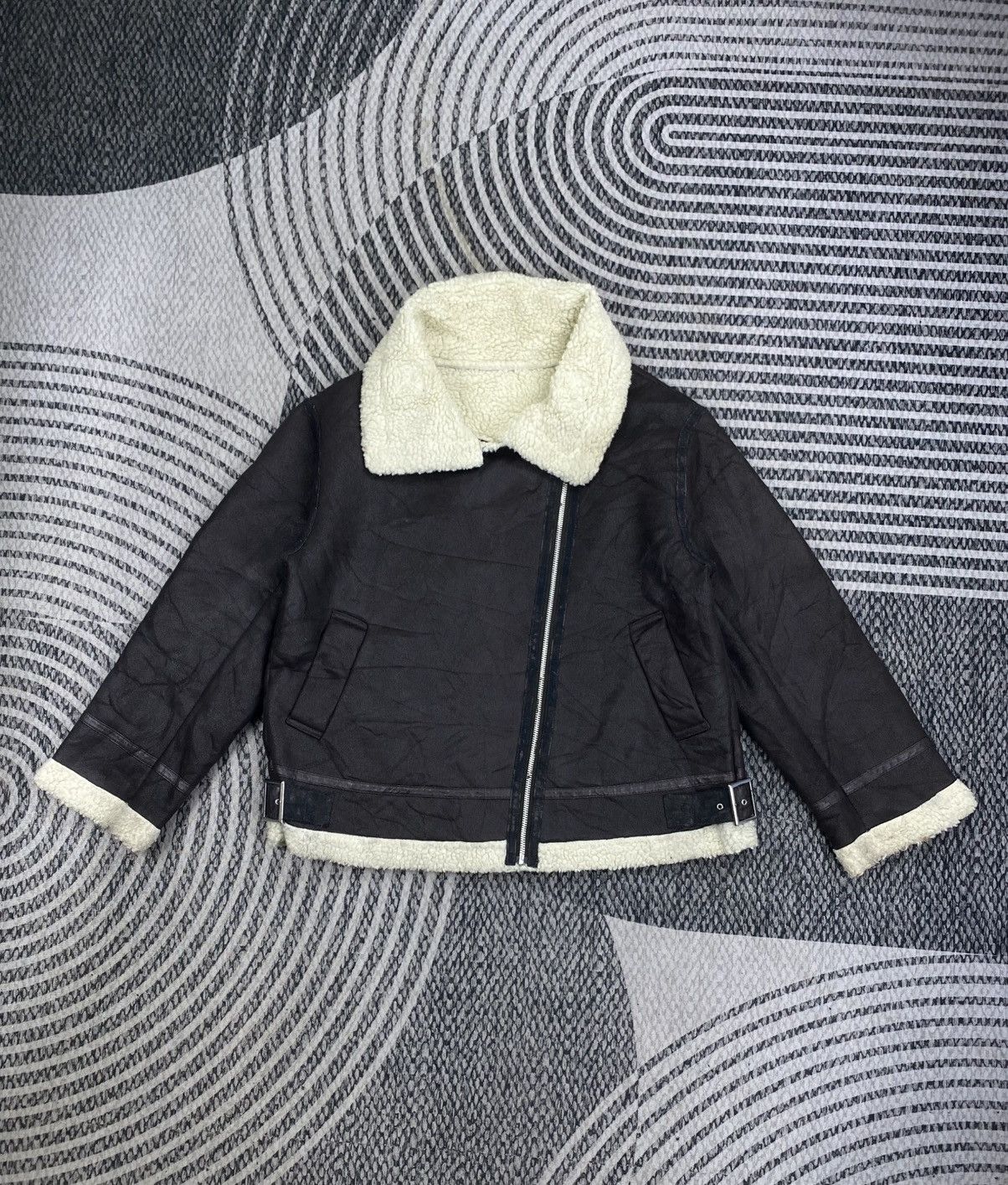 Japanese Brand Vintage Ungrid Japanese Fashion Leather Suede Sherpa Jacket Size US M / EU 48-50 / 2 - 1 Thumbnail