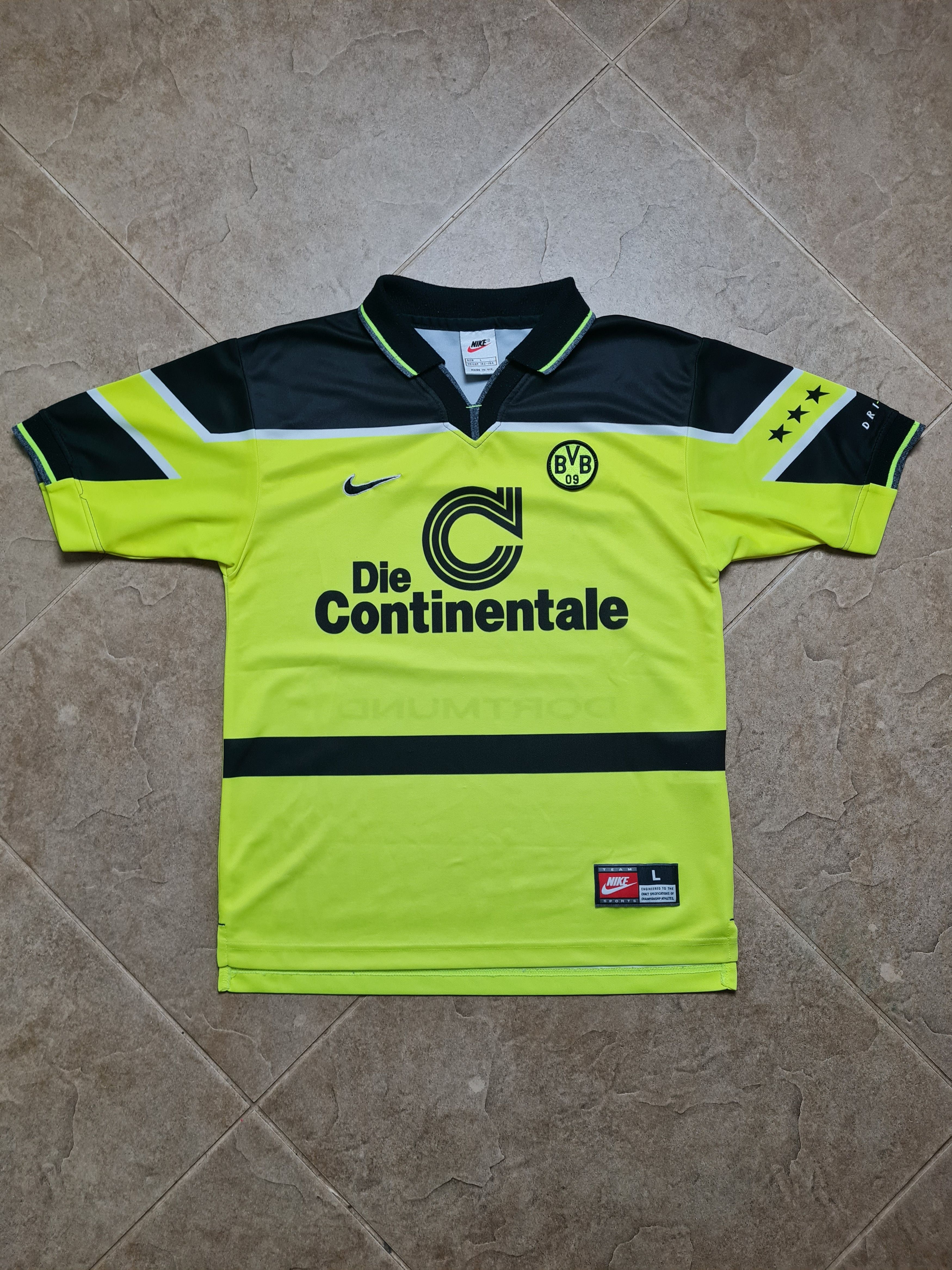 Nike Retro Jersey Borussia Dortmund Nike 1997/1998 Home Shirt Size US S / EU 44-46 / 1 - 5 Thumbnail