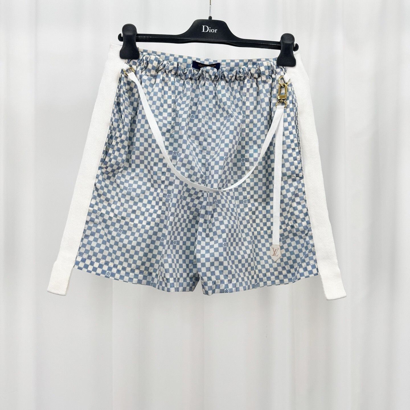 Louis Vuitton Louis Vuitton Checkered Pants 30 Women Size 30" / US 8 / IT 44 - 1 Thumbnail