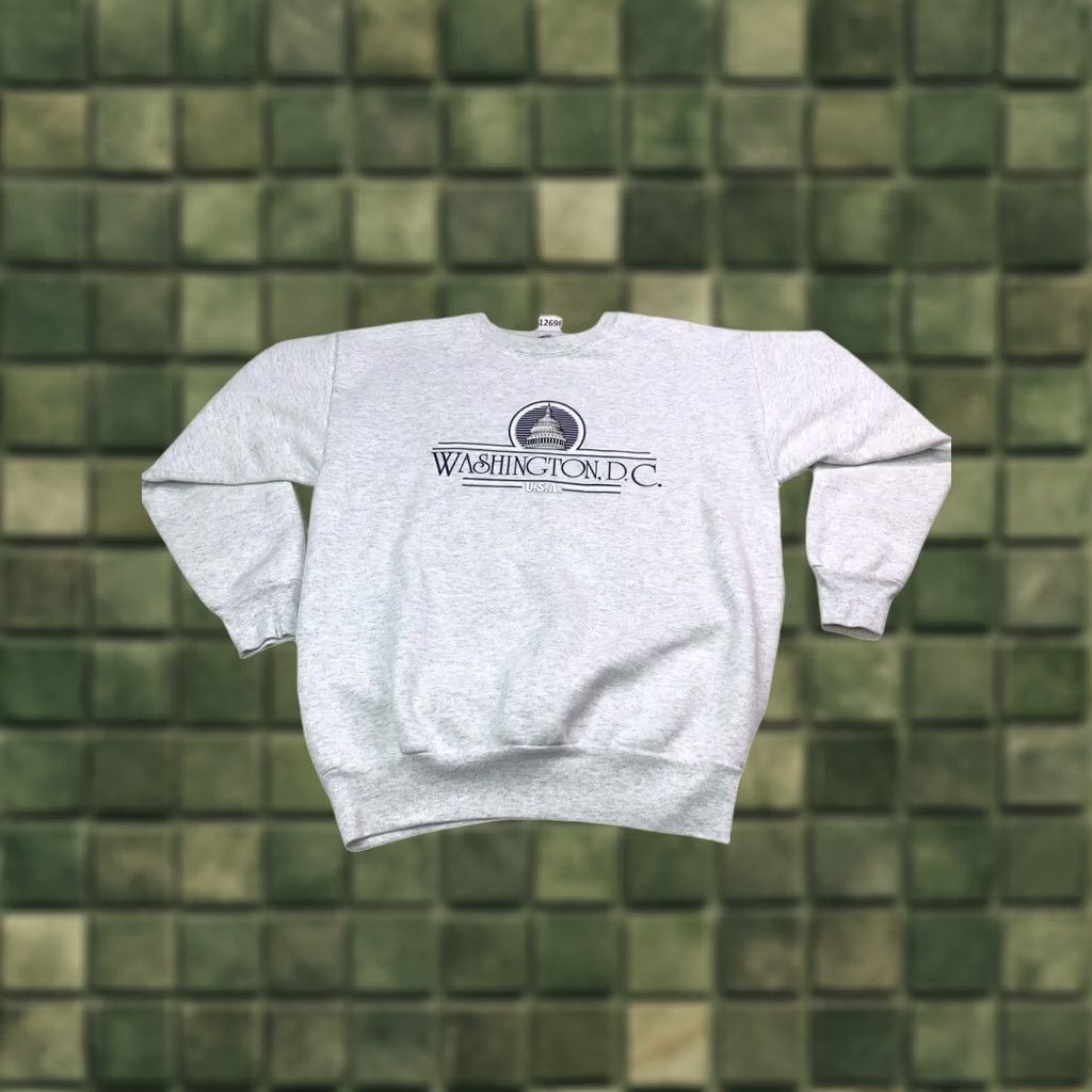 Vintage VINTAGE American Knitwear Washington D.C Graphic Sweatshirt Mens XL Gray 90s Pullover Crew Neck Long Sleeve National USA Made Size US XL / EU 56 / 4 - 1 Thumbnail