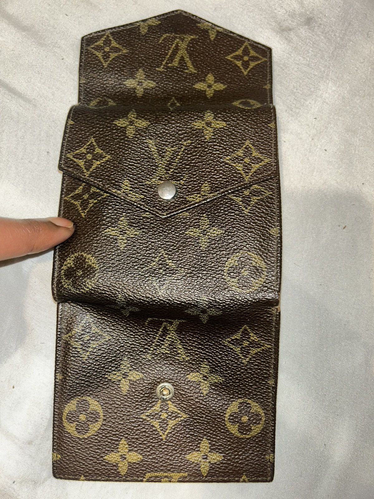 Louis Vuitton Louis Vuitton Size ONE SIZE - 5 Thumbnail