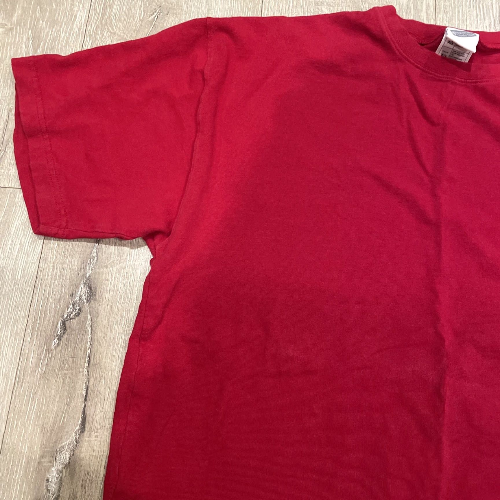 Vintage VINTAGE Warner Bros Wiley Coyote Up Your Alley Embroidered T-Shirt Mens XL Red 90s Strip 90s Theme Cowboys Mens XL Size US XL / EU 56 / 4 - 7 Thumbnail