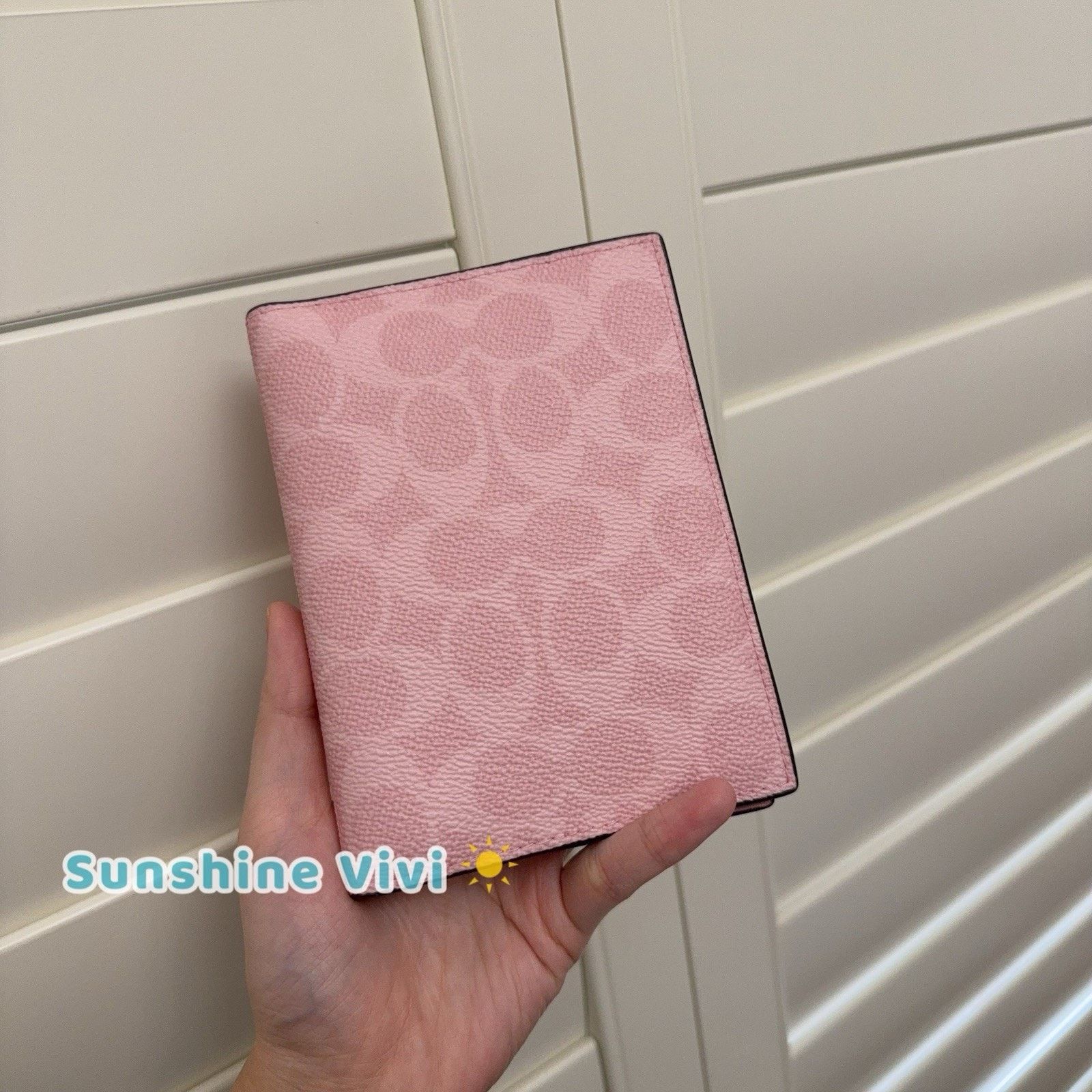 Coach NWT Limited Coach Passport Card Case Powder Pink CW170 Size ONE SIZE - 1 Thumbnail