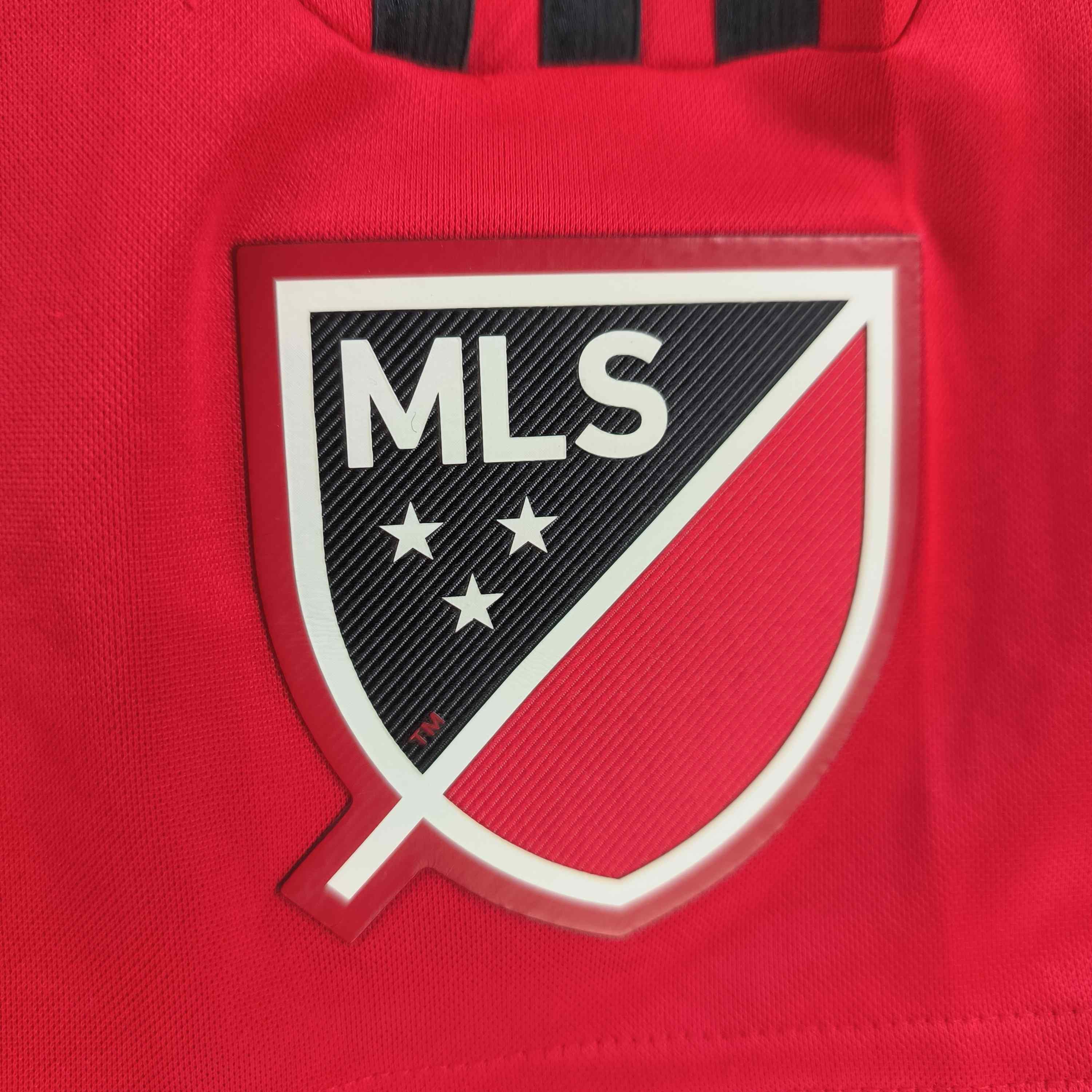 Adidas Toronto FC 2015-17 Adidas home Giovinco football jersey sz S Size US S / EU 44-46 / 1 - 5 Thumbnail