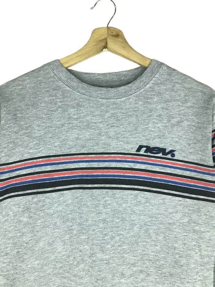 Vintage Vintage Nev Surf Sweatshirts Size US M / EU 48-50 / 2 - 3 Thumbnail