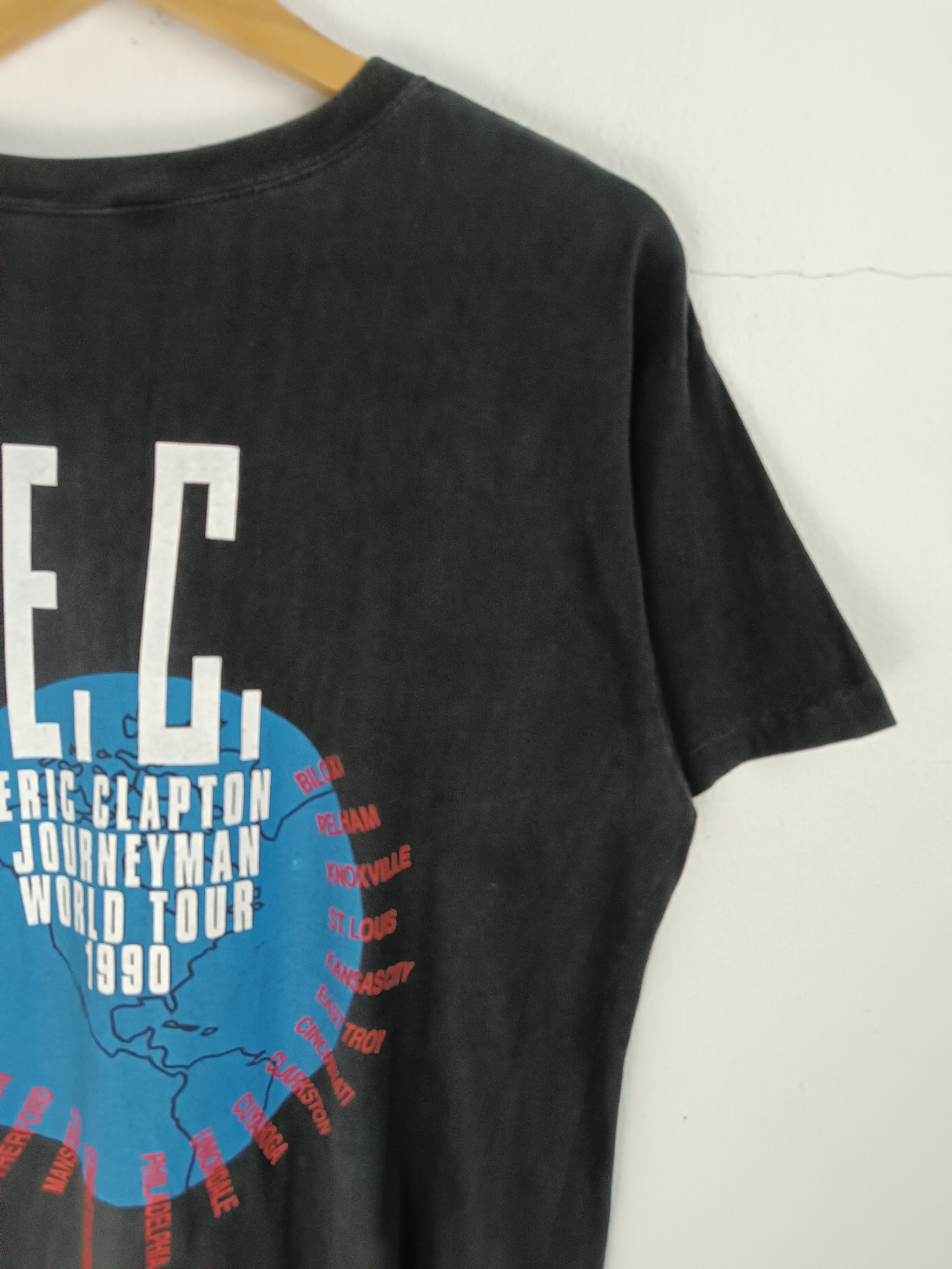 Band Tees VINTAGE 90'S ERIC CLAPTON JOURNEYMAN TOUR pink floyd hendrix Size US L / EU 52-54 / 3 - 11 Thumbnail