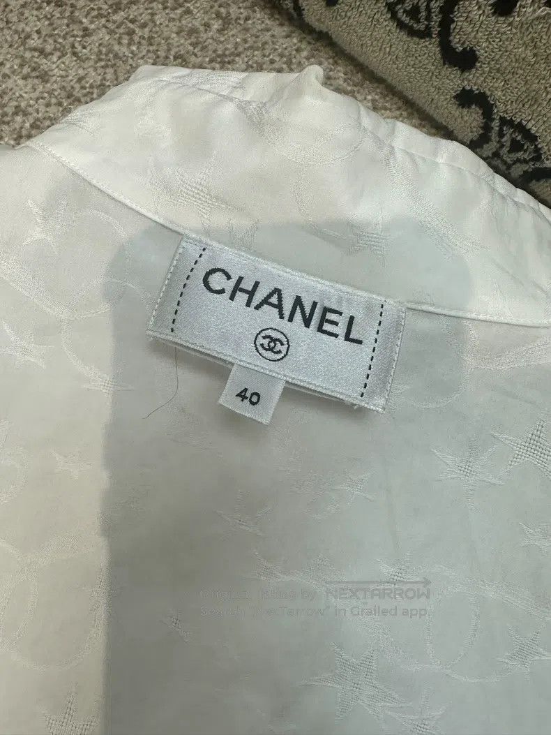 Chanel Chanel 24C white star dark pattern short-sleeved shirt Size S / US 4 / IT 40 - 5 Thumbnail