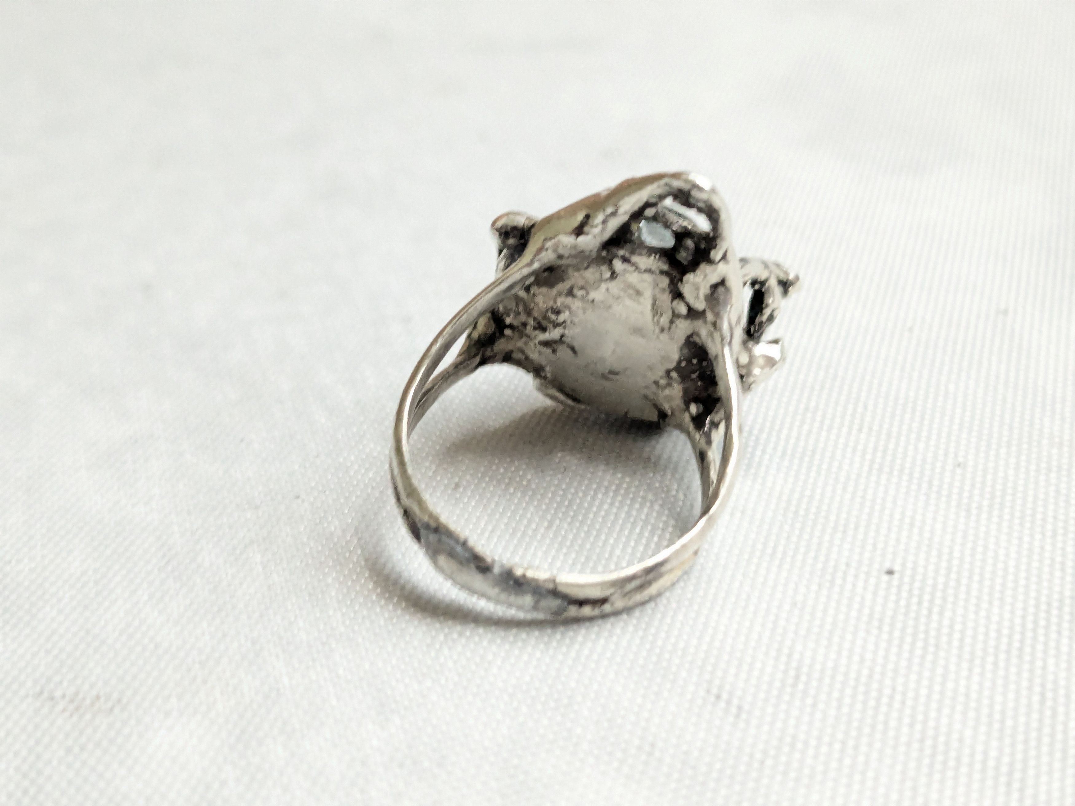 Jewelry Vintage Sterling Silver Ring Bloodstone 7.5 Brutalist Size ONE SIZE - 9 Thumbnail