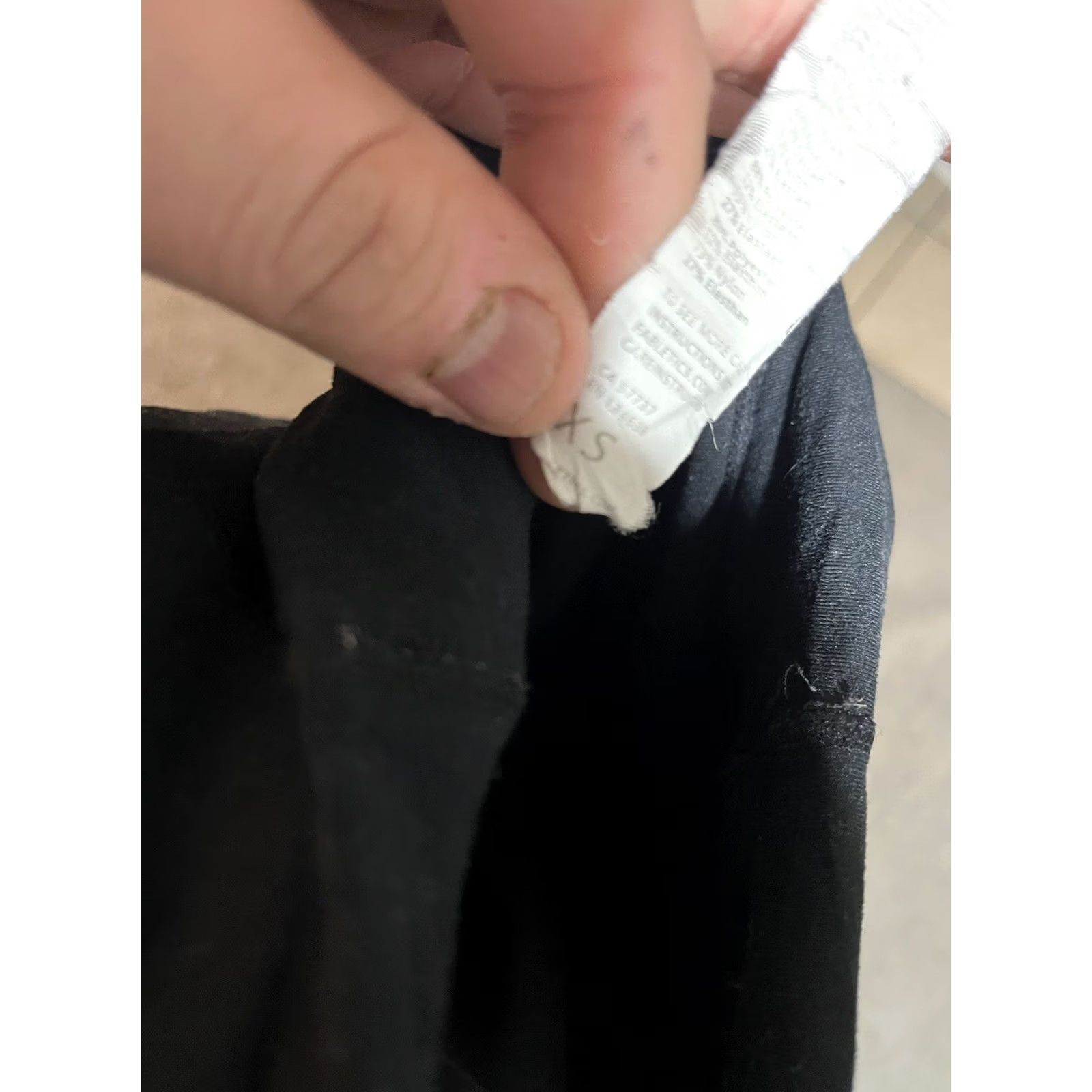 Fabletics Fabletics Powerhold High Waisted Leggings Size XS Black Women’s Size 26" / US 2 / IT 38 - 6 Thumbnail