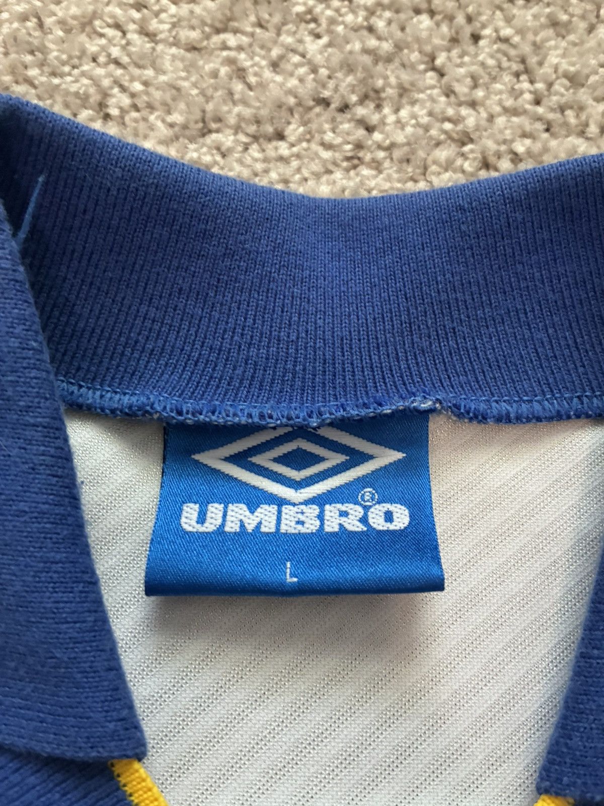 Umbro 1991/1992 Parma Away Kit Size US L / EU 52-54 / 3 - 5 Thumbnail