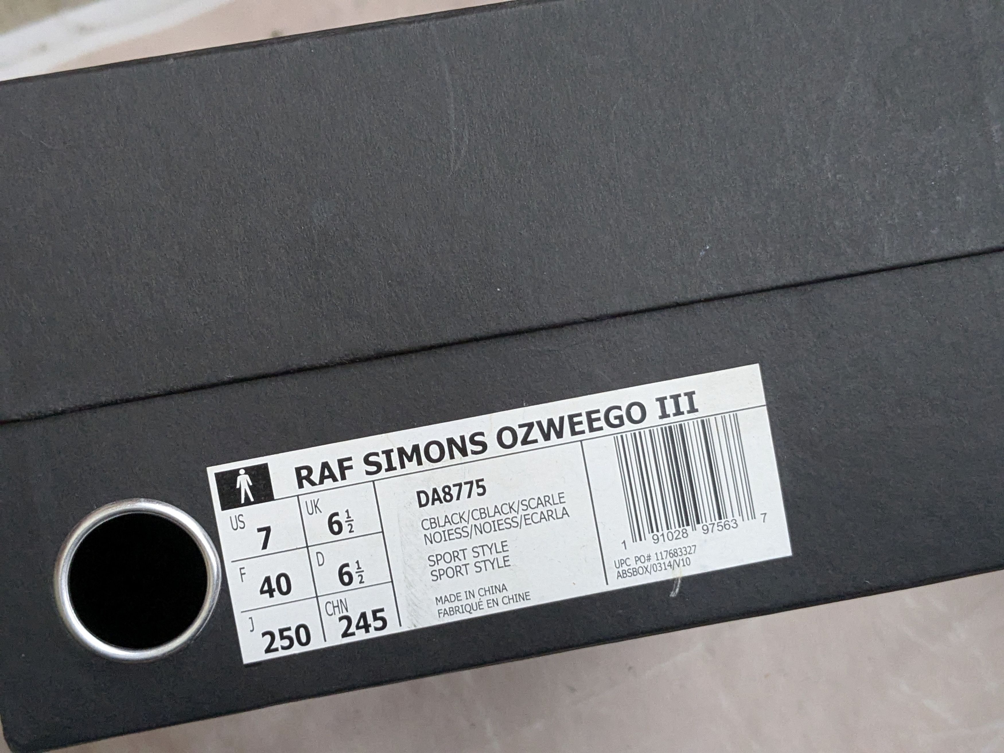 Raf Simons Adidas Raf Simons Ozweego 3 Black Scarlet DA8775 Black 7 Size US 7 / EU 40 - 17 Thumbnail
