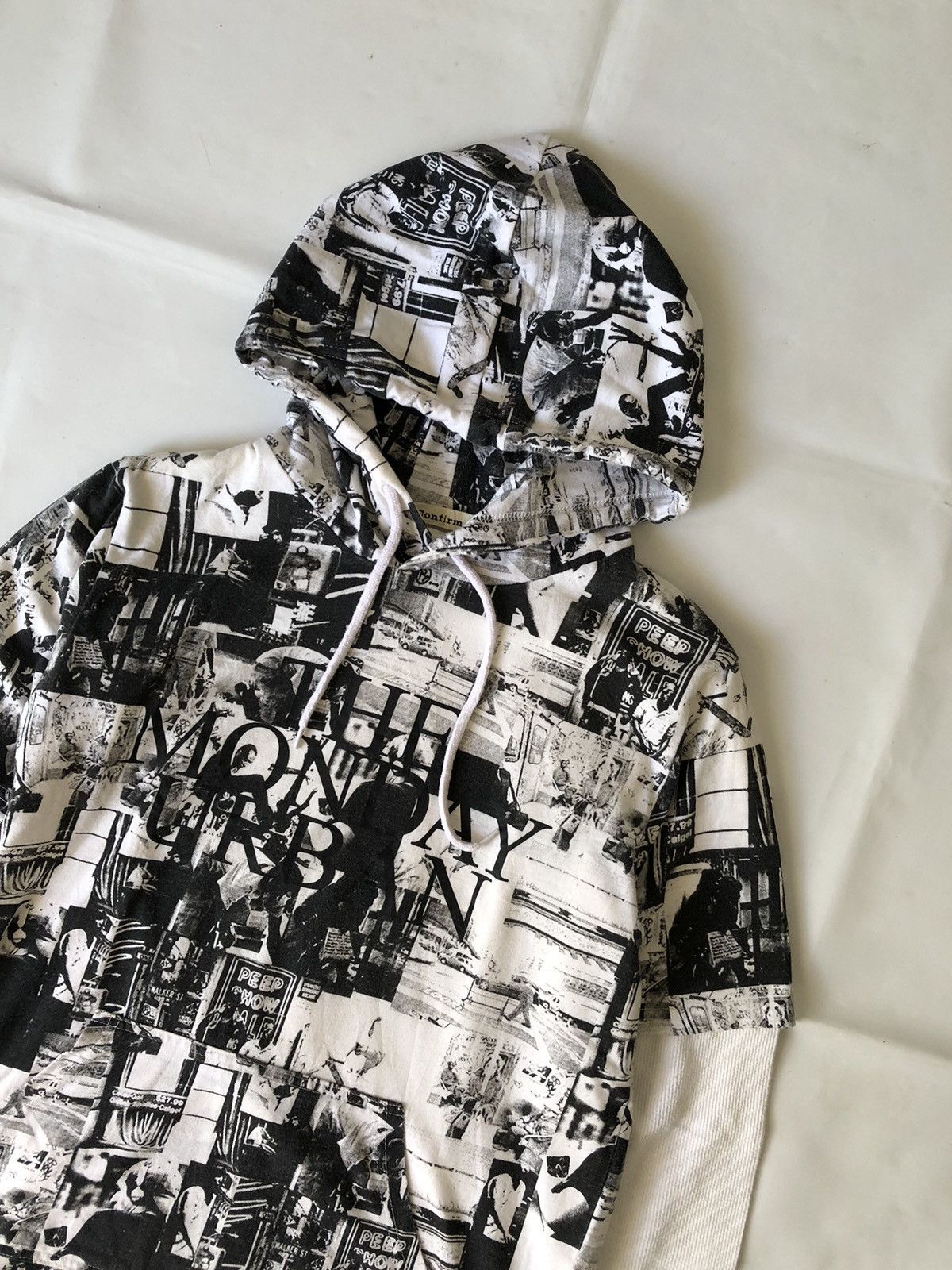 Hysteric Glamour × Japanese Brand × Le Grande Bleu (L.G.B.) Front Art Skateboarding Japan Poem Confirm Hoodie Style Size US M / EU 48-50 / 2 - 3 Thumbnail