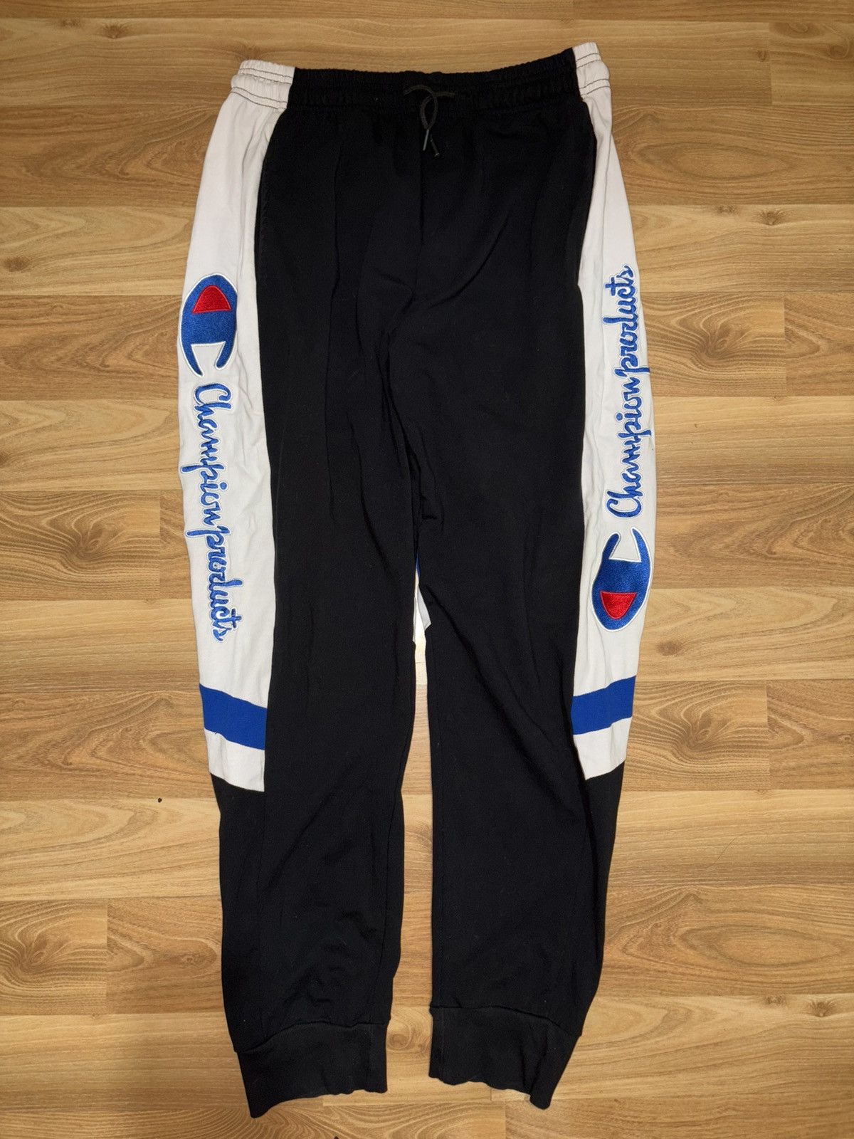 Champion VTG x Champion products x Streetwear Embroidered sweatpants Size US 30 / EU 46 - 1 Thumbnail