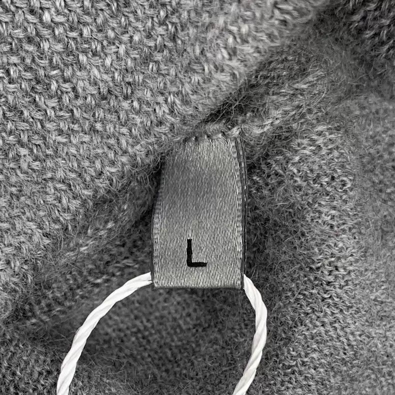 Dior Dior Gray CD letter embroidery cashmere round-neck long-sl Size US L / EU 52-54 / 3 - 7 Thumbnail