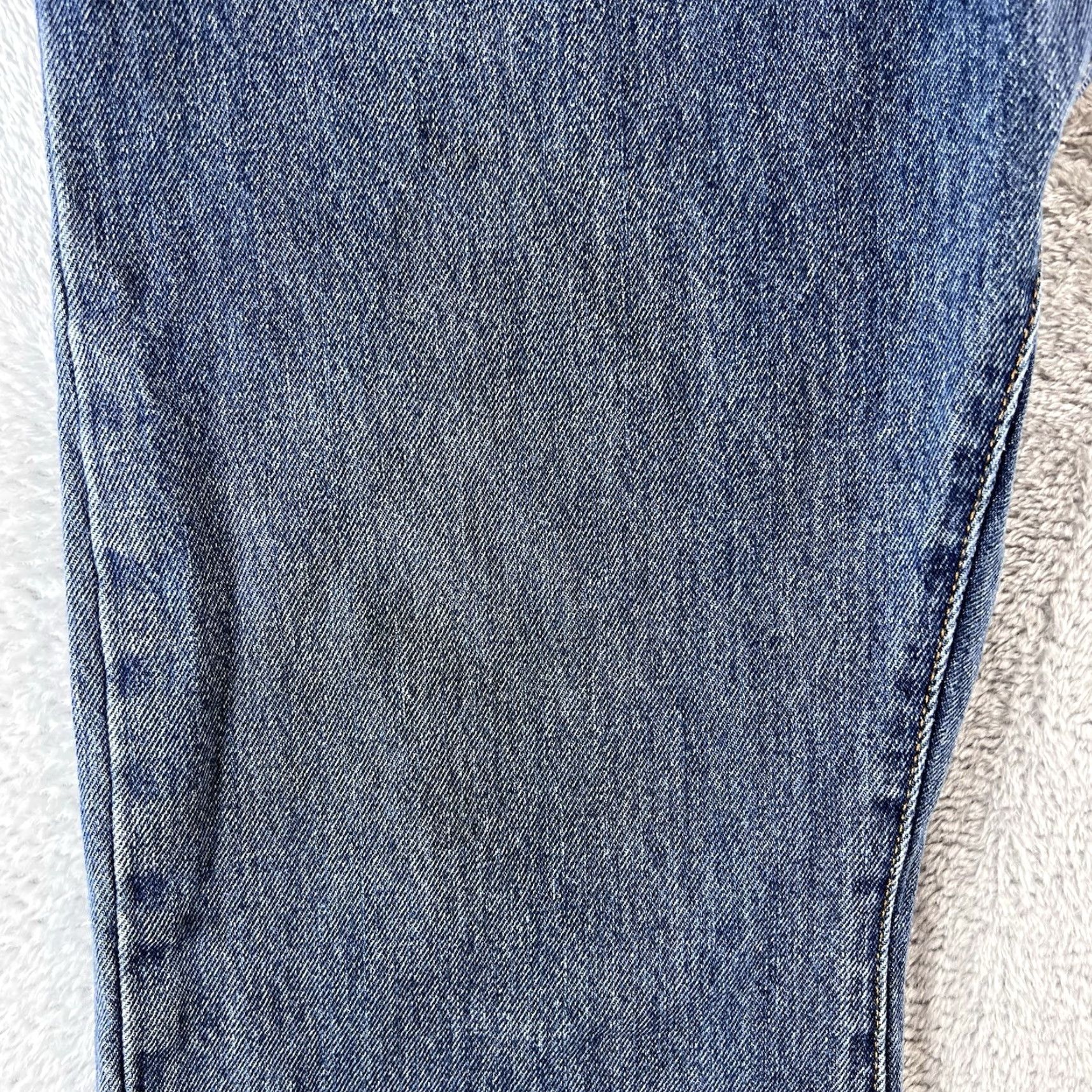 Levi's VINTAGE Levi's 517 Jeans Jeans 38 X 29 Blue 516 Western Cowboys & Western Mens 38 Regular Blue Boots Cut Denim 5-Pocket Zipper Brown? Size US 38 / EU 54 - 5 Thumbnail
