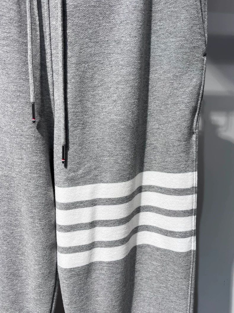 Thom Browne Thom Browne size 3 casual pants Size US 41 - 3 Thumbnail